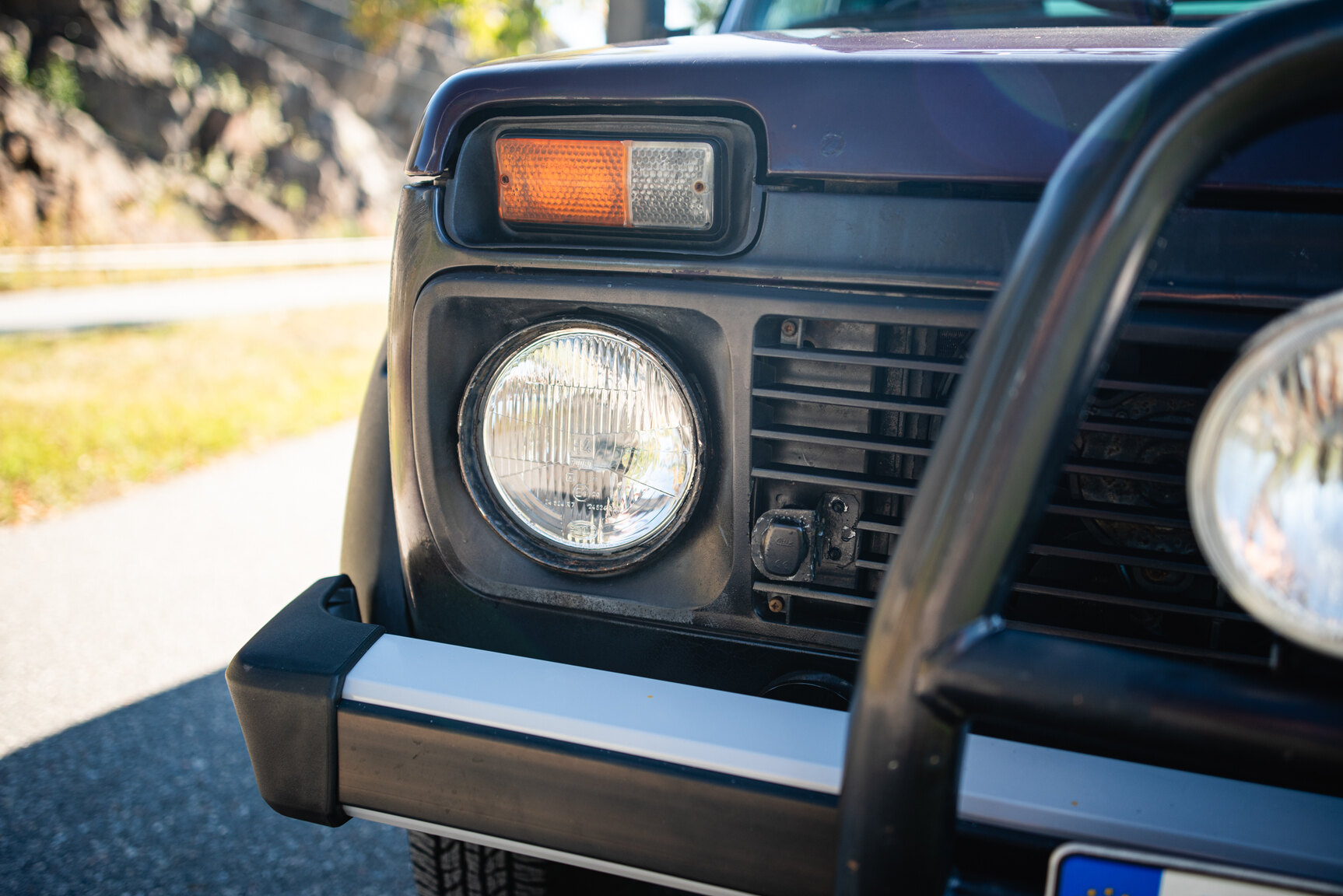Exterior image of 2004 Lada Niva