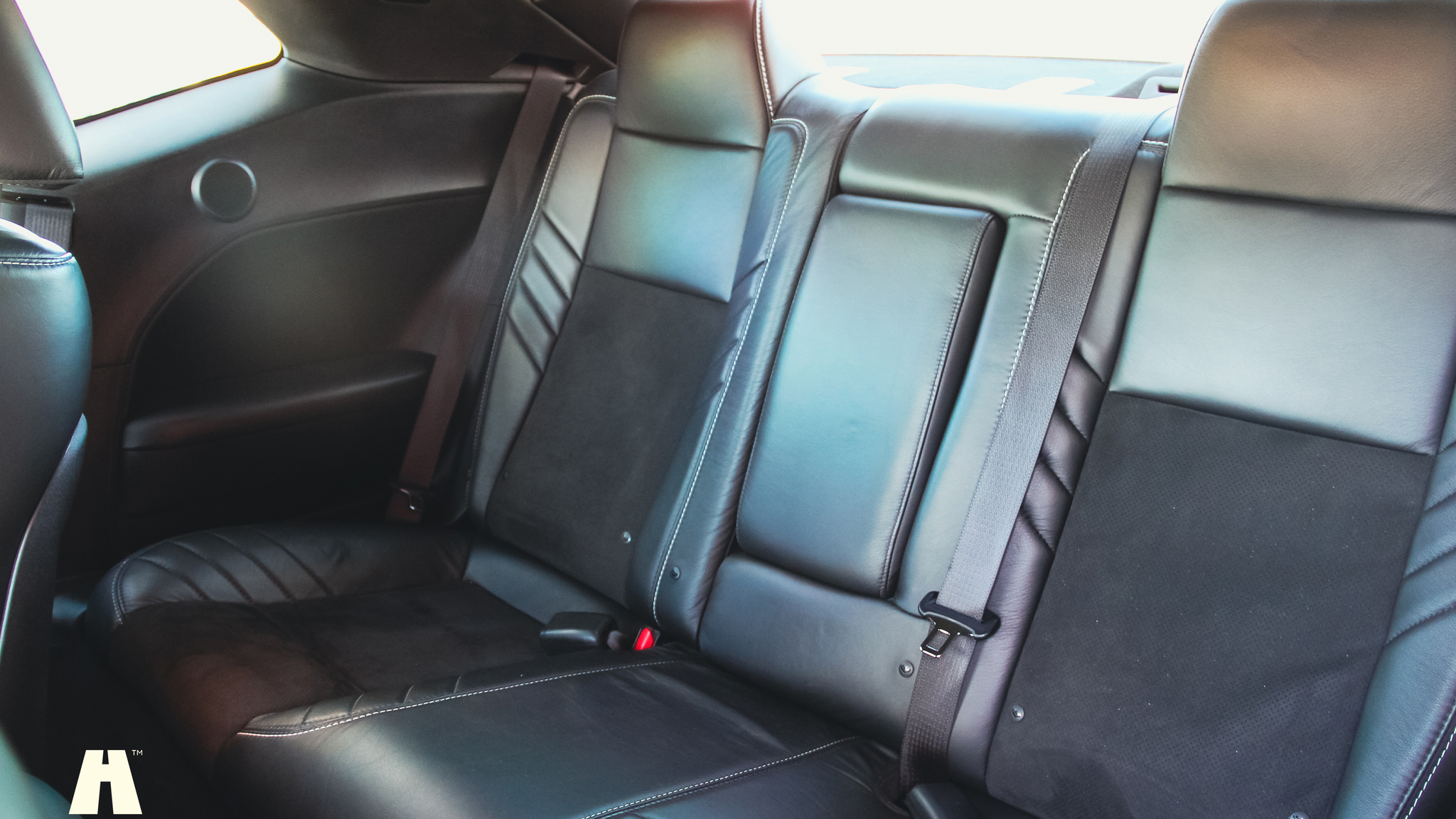 Interior image of 2019 Dodge Challenger Hellcat (14)