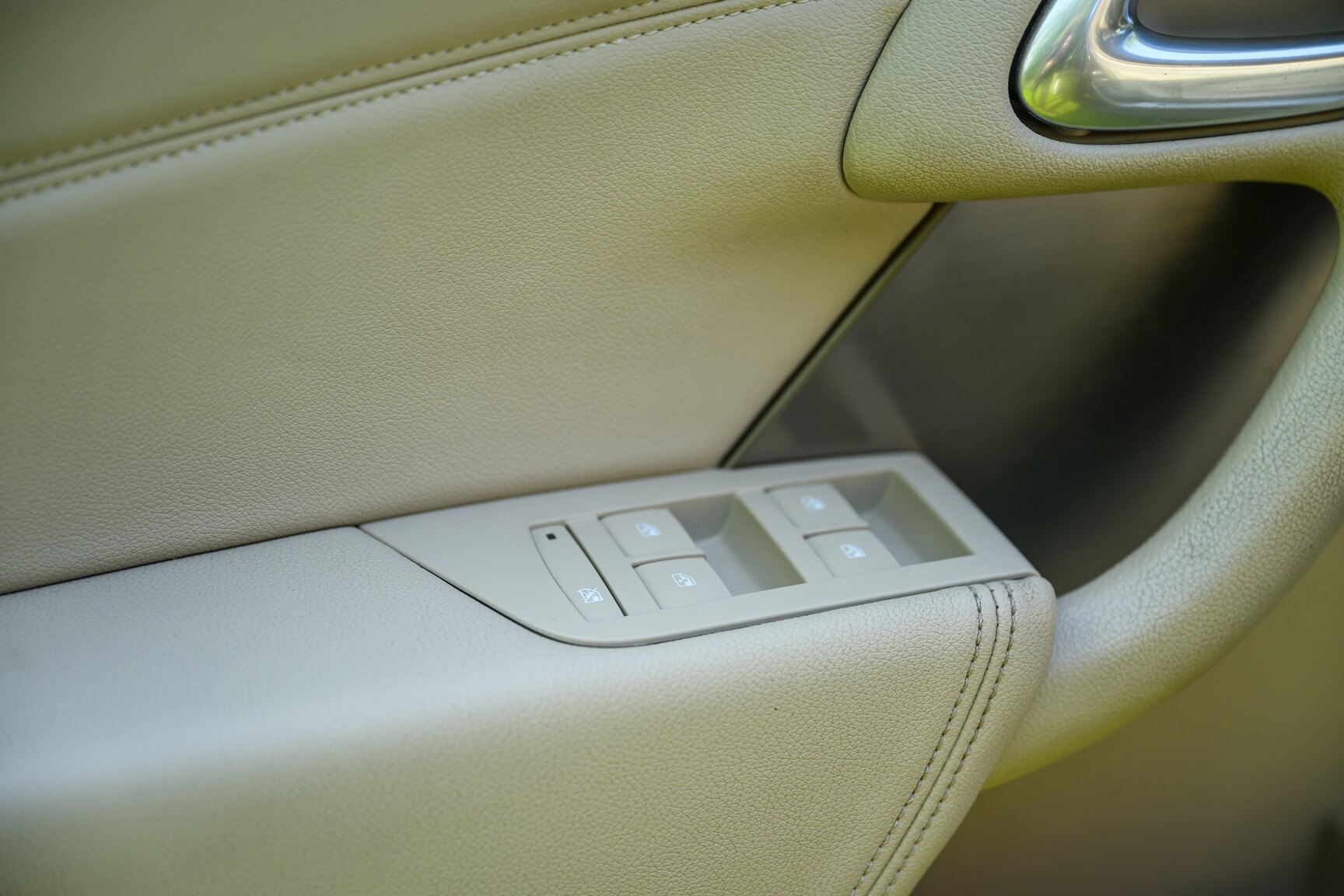 Interior image of 2011 SAAB 9-5 Biopower