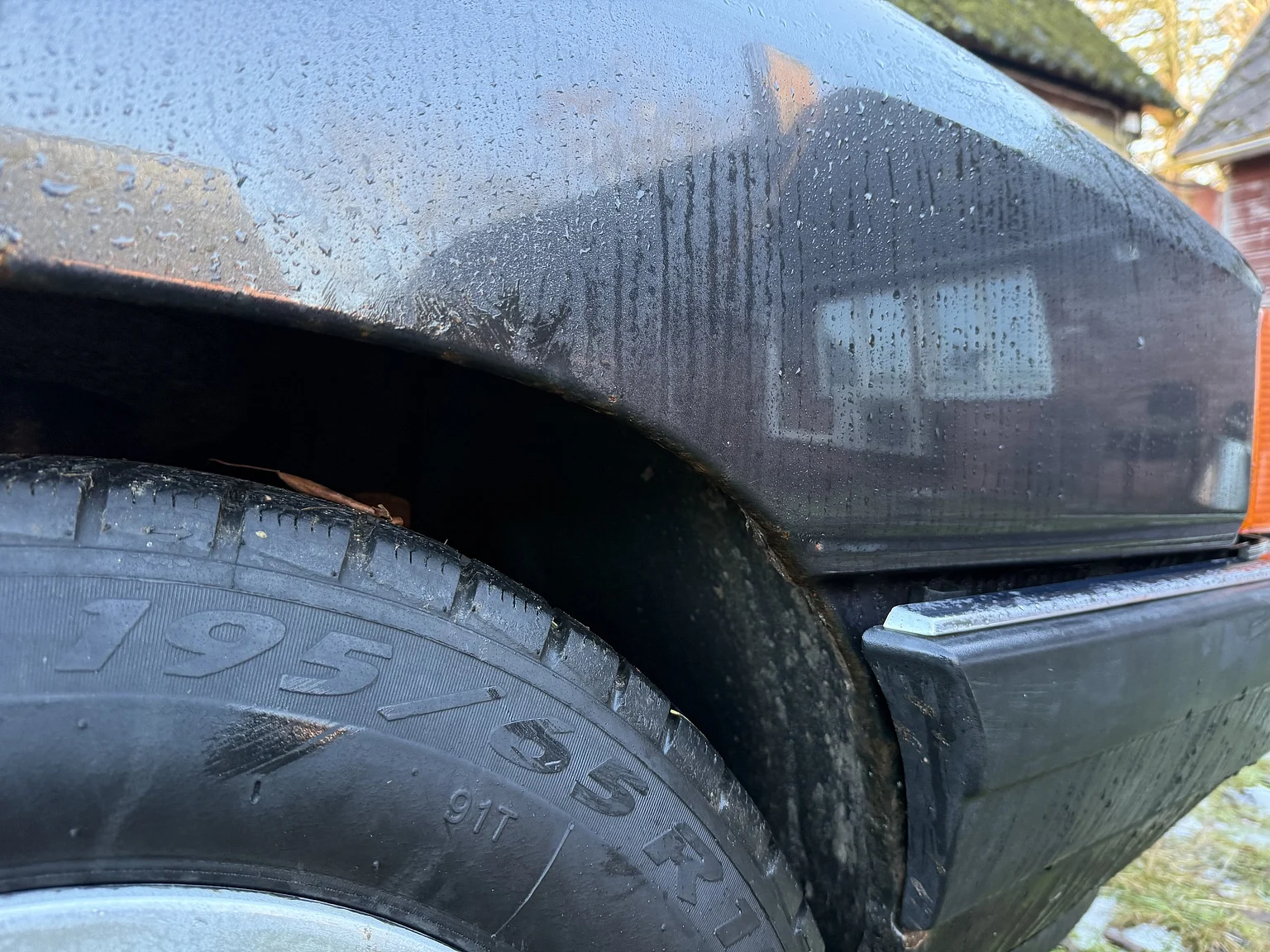 Exteriörbild på 1990 Audi 100 Avant (35)