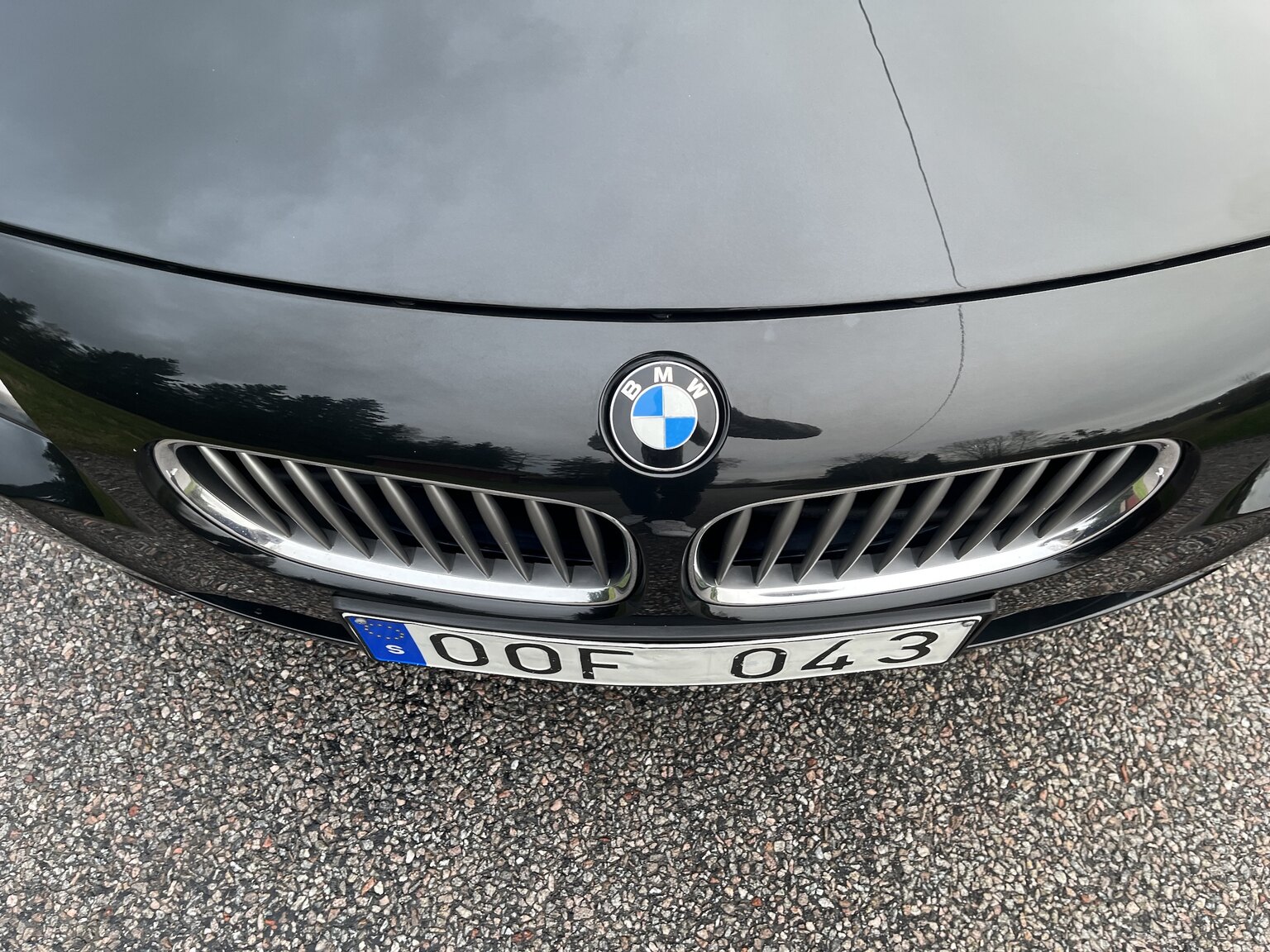 Exterior image of 2007 BMW Z4 3.0Si Coupé