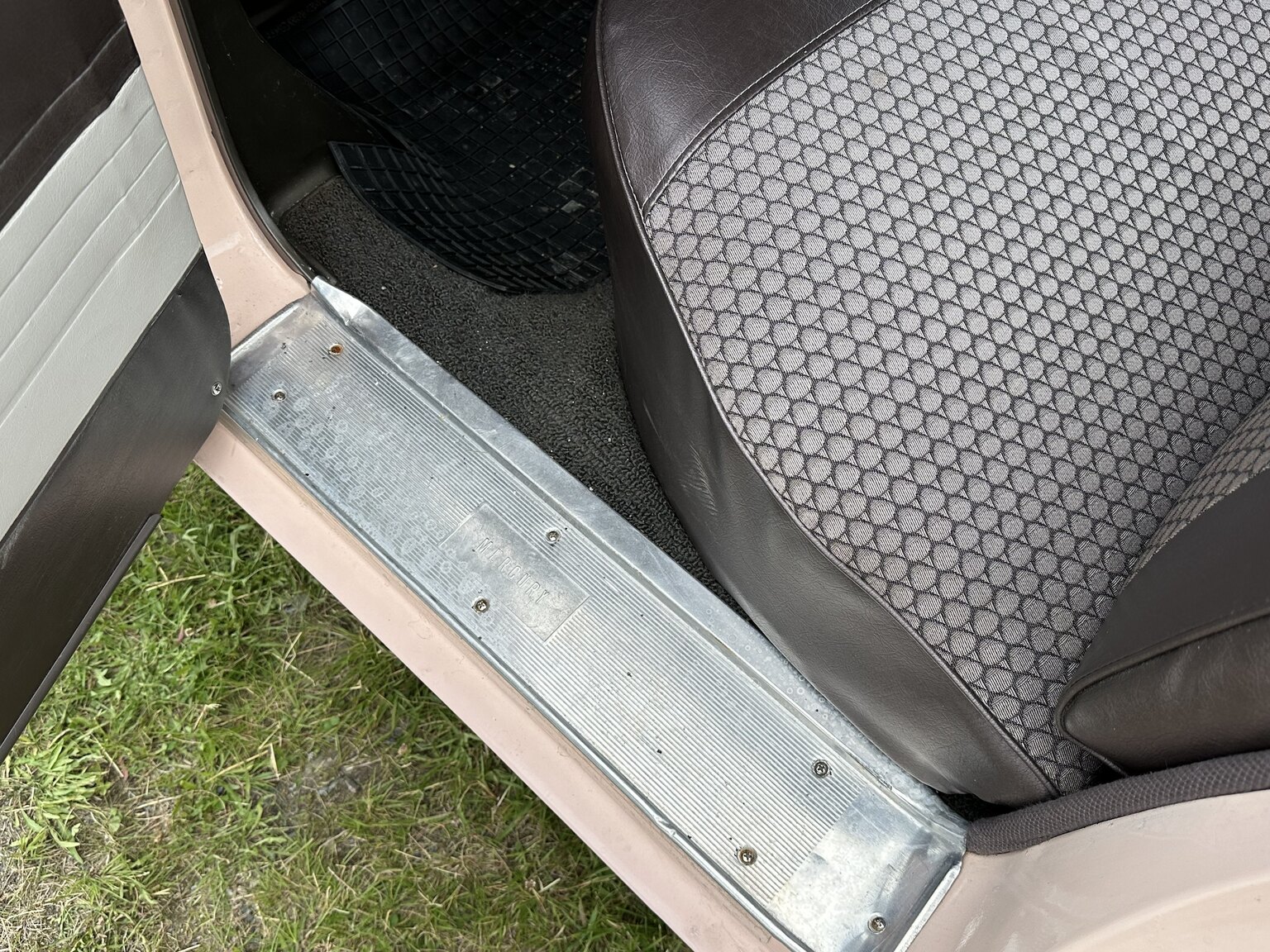 Interior image of 1959 Mercury Monterey 4-door Hardtop Cruiser