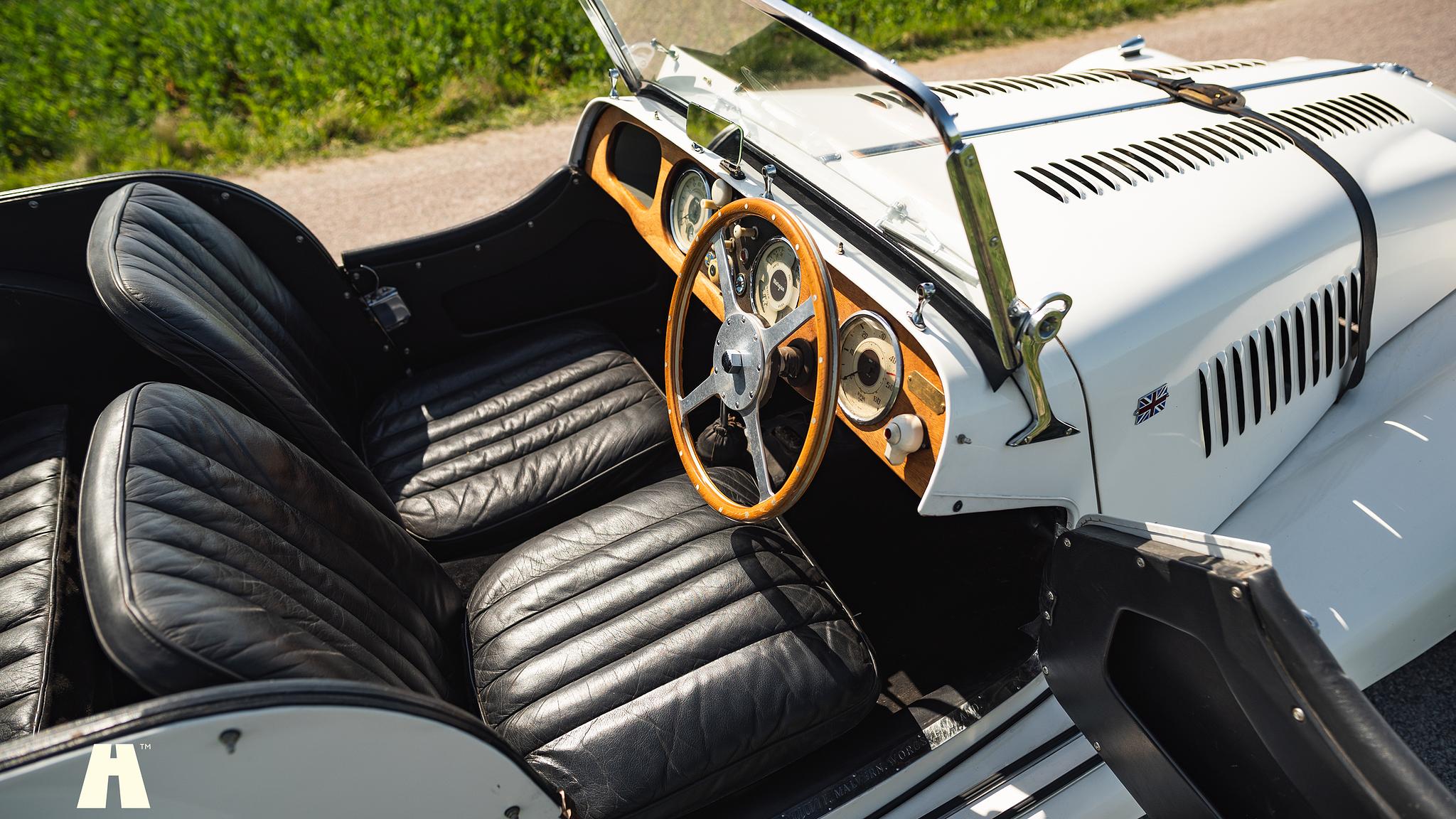 Interiörbild 1954 Morgan Plus 4 