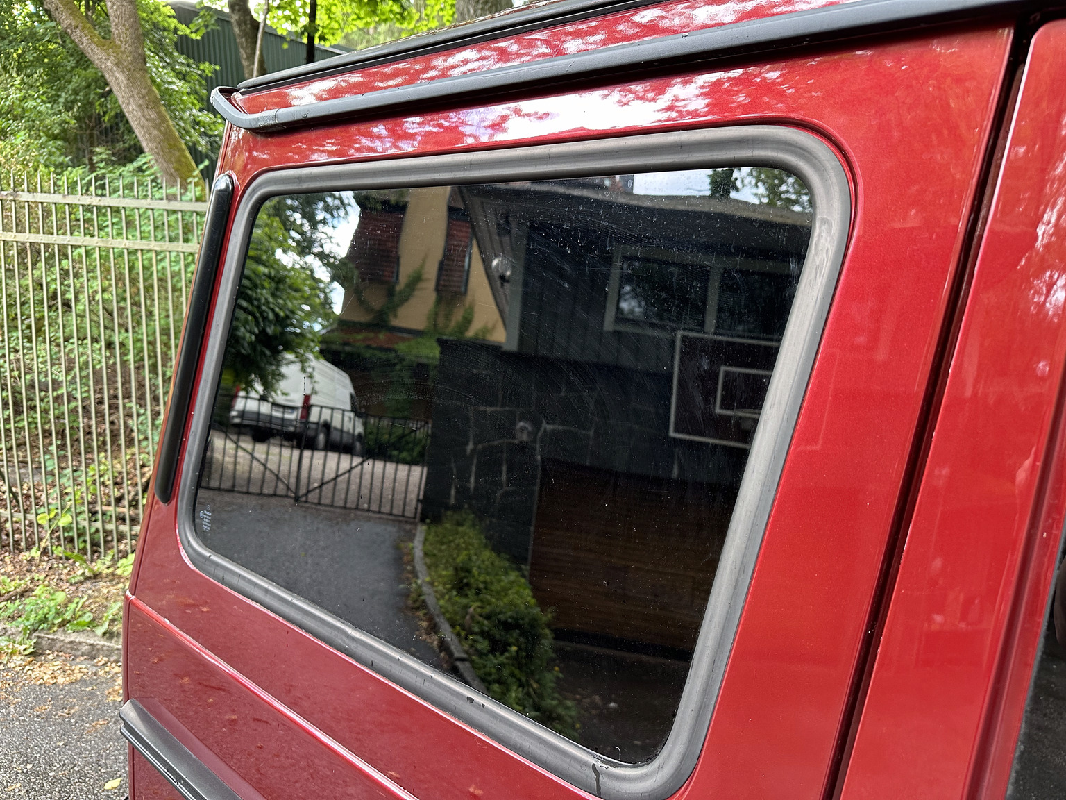 Aussenfoto 1986 Mercedes 280 GE (39)