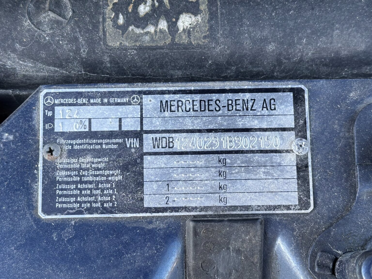 Image of 1991 Mercedes-Benz 230 E  mechanics