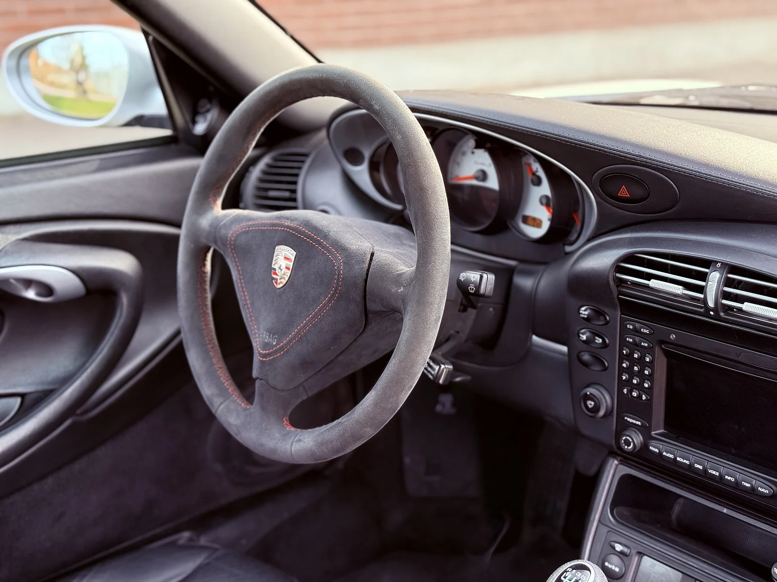 Interiörbild 2005 Porsche 996 Turbo S (32)