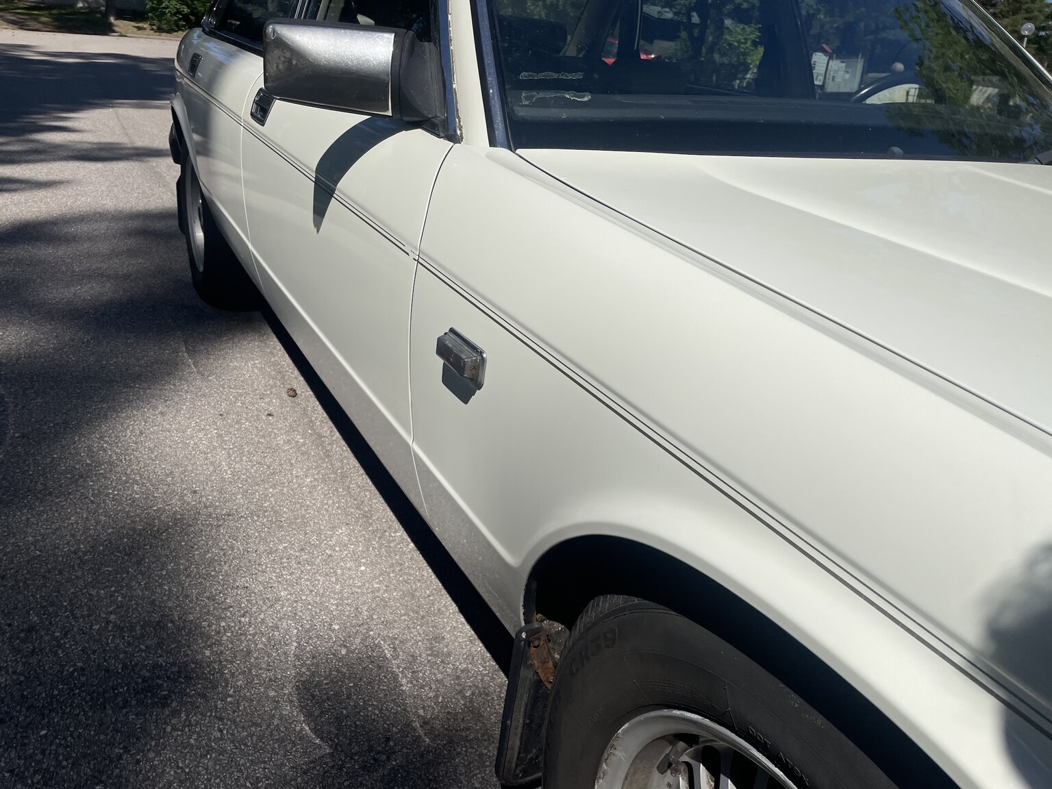 Exteriörbild på 1988 Jaguar XJ6 Sovereign