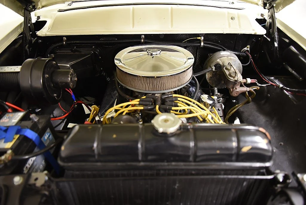 Bild von 1955 Ford Fairlane (42)