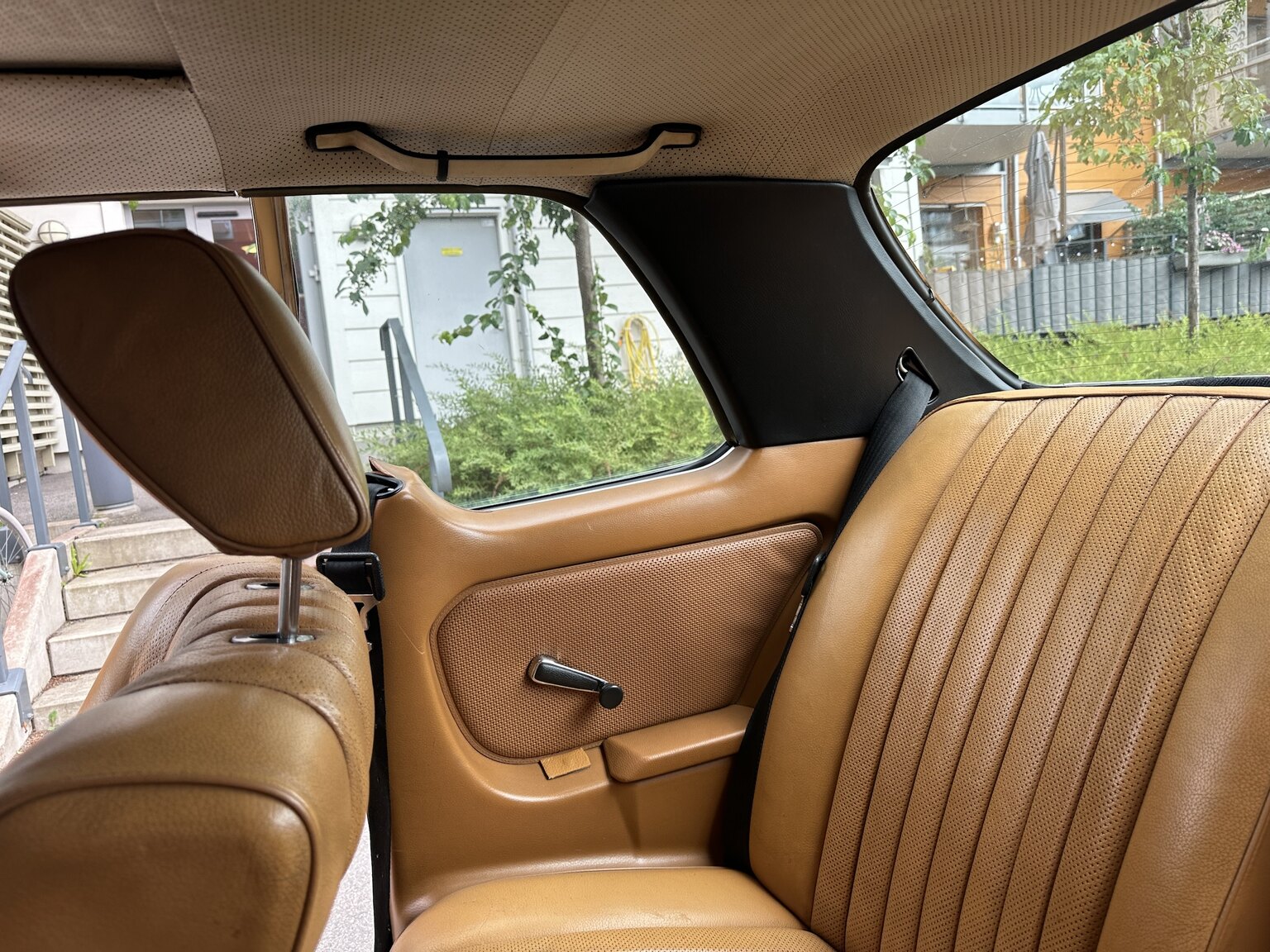 Interiörbild 1977 Mercedes-Benz 280 CE