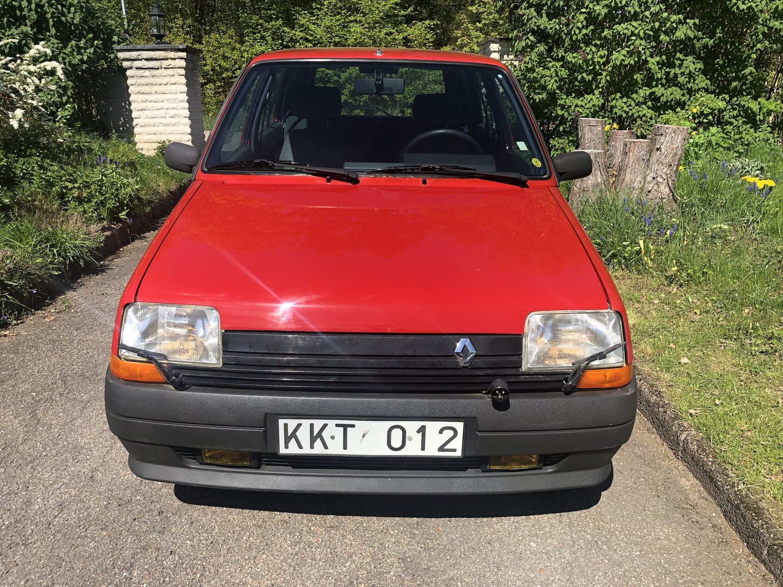 Exteriörbild på 1990 Renault 5 (7)