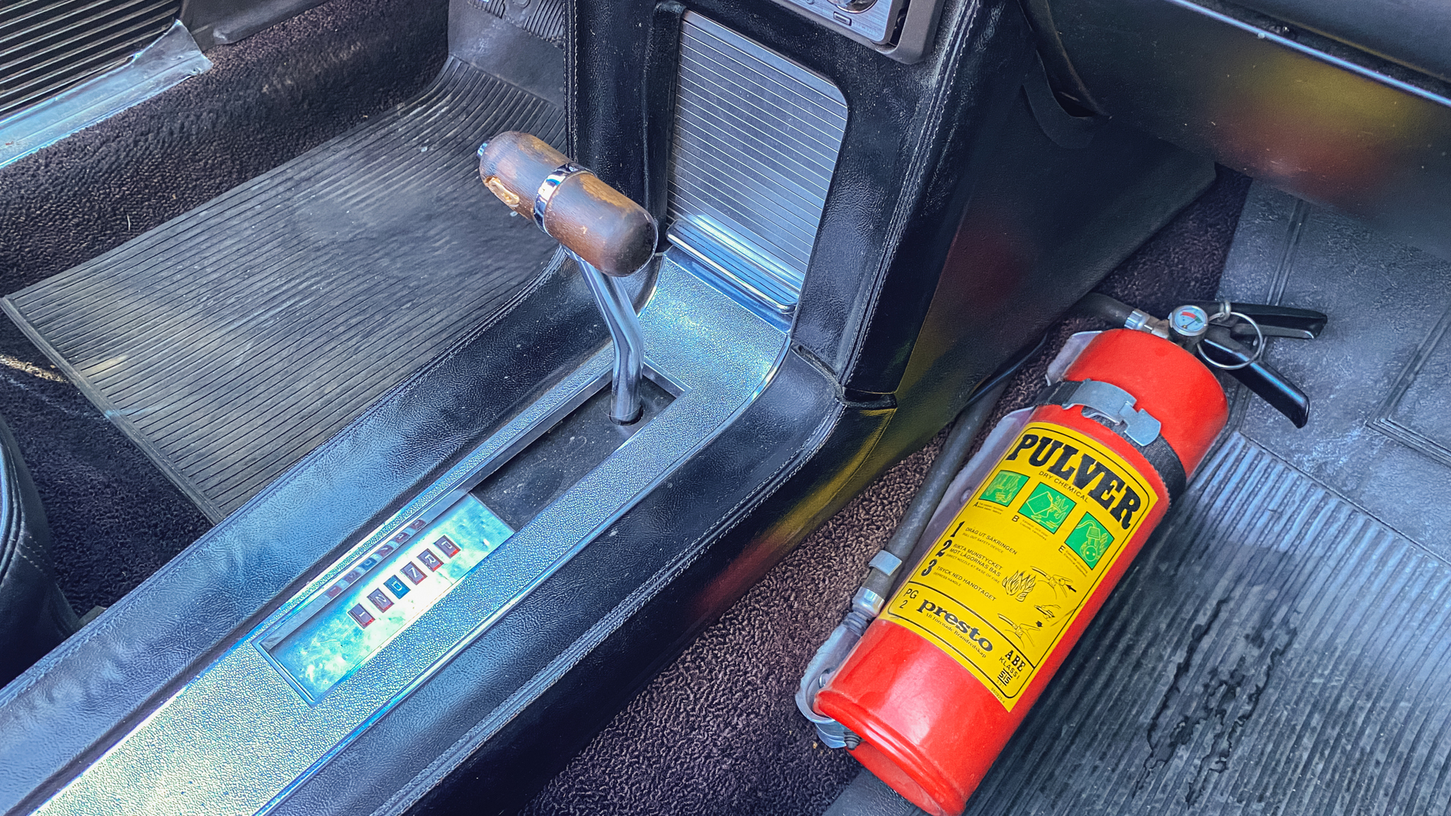 Interior image of 1968 Ford Mustang 302ci Cabriolet (33)