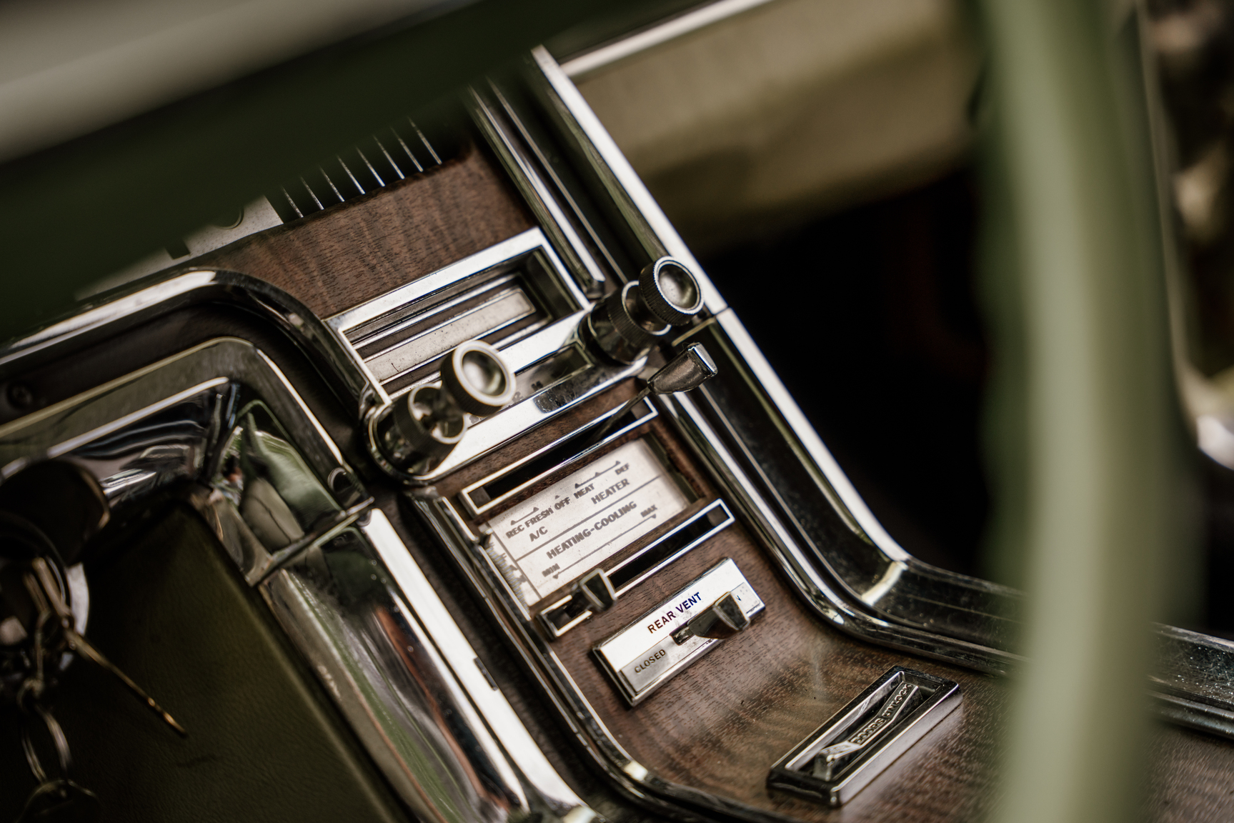 Interior image of 1966 Ford Thunderbird 6.4 Landou Limited Edition