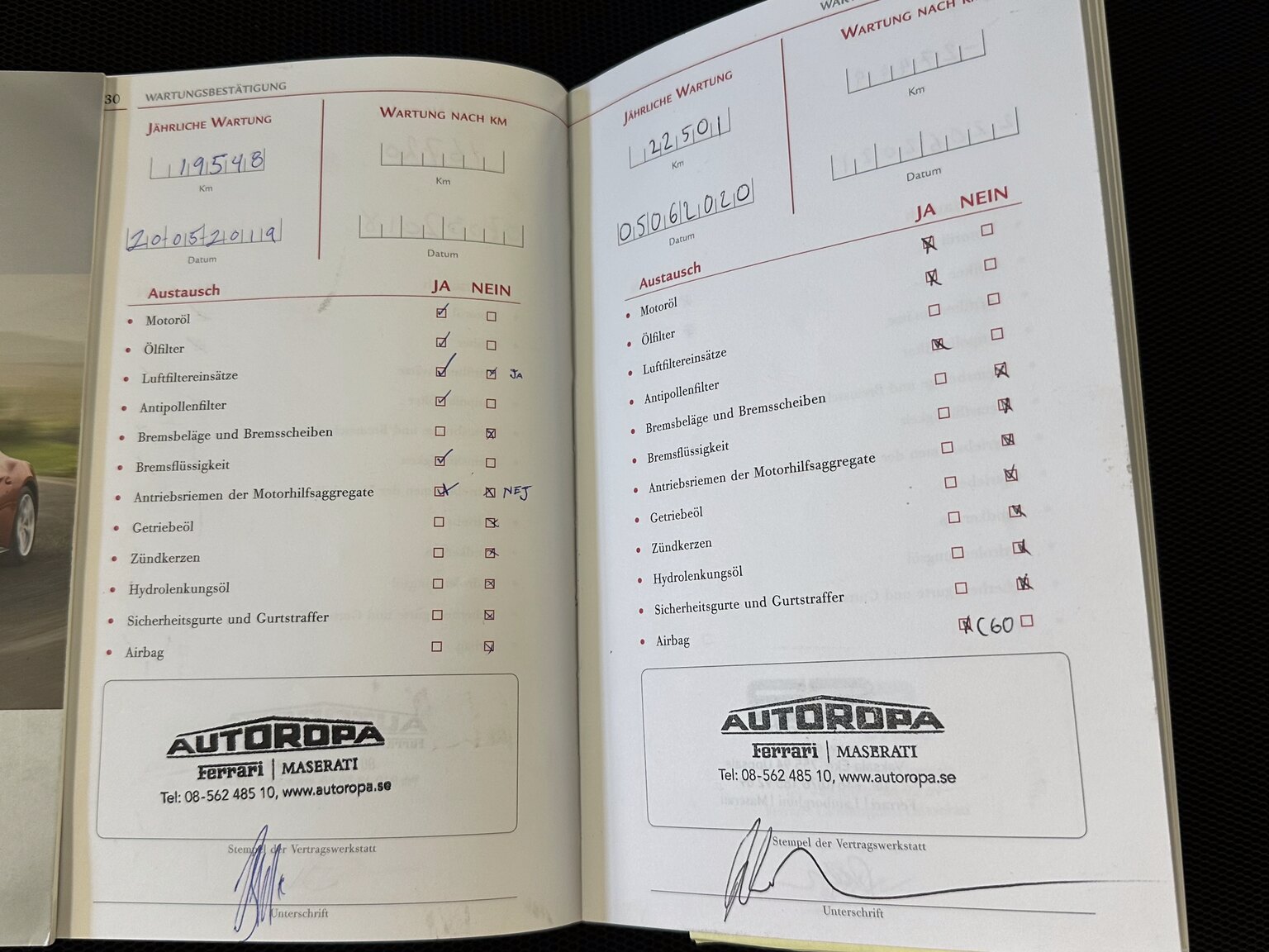 Dokumentation för 2013 Ferrari F12 Berlinetta