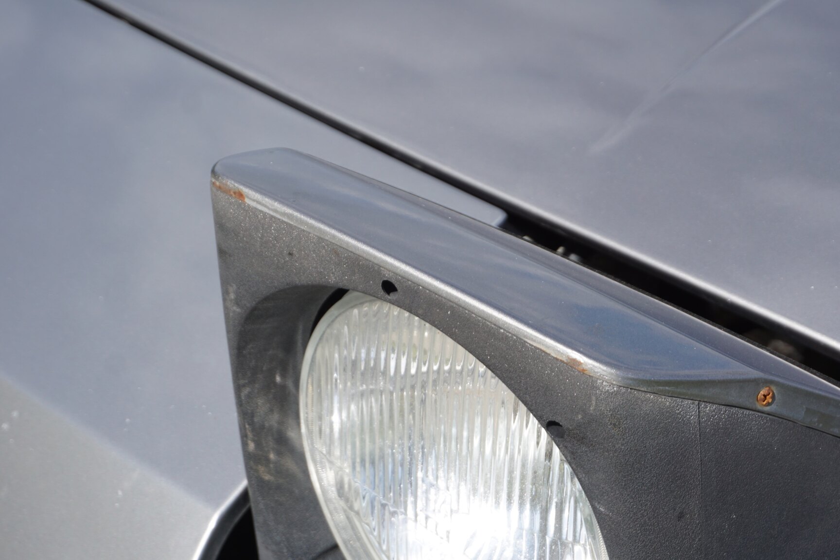 Exterior image of 1985 Porsche 944 "NO RESERVE AUCTION"