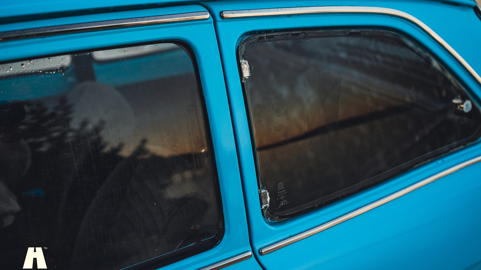 Aussenfoto 1974 Ford Escort MK1