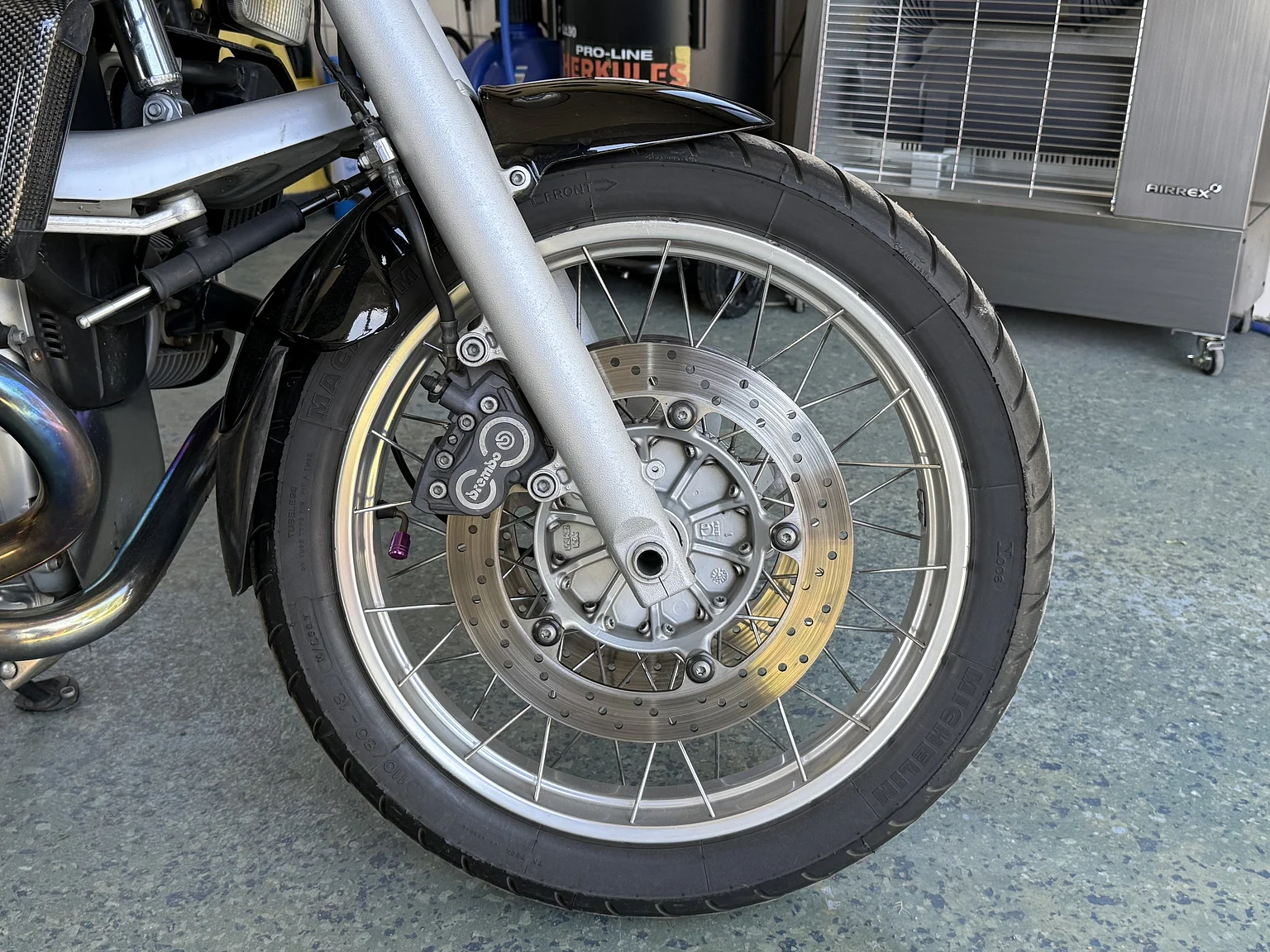 Exteriörbild på 1999 BMW Motorrad R 1100 R (66)