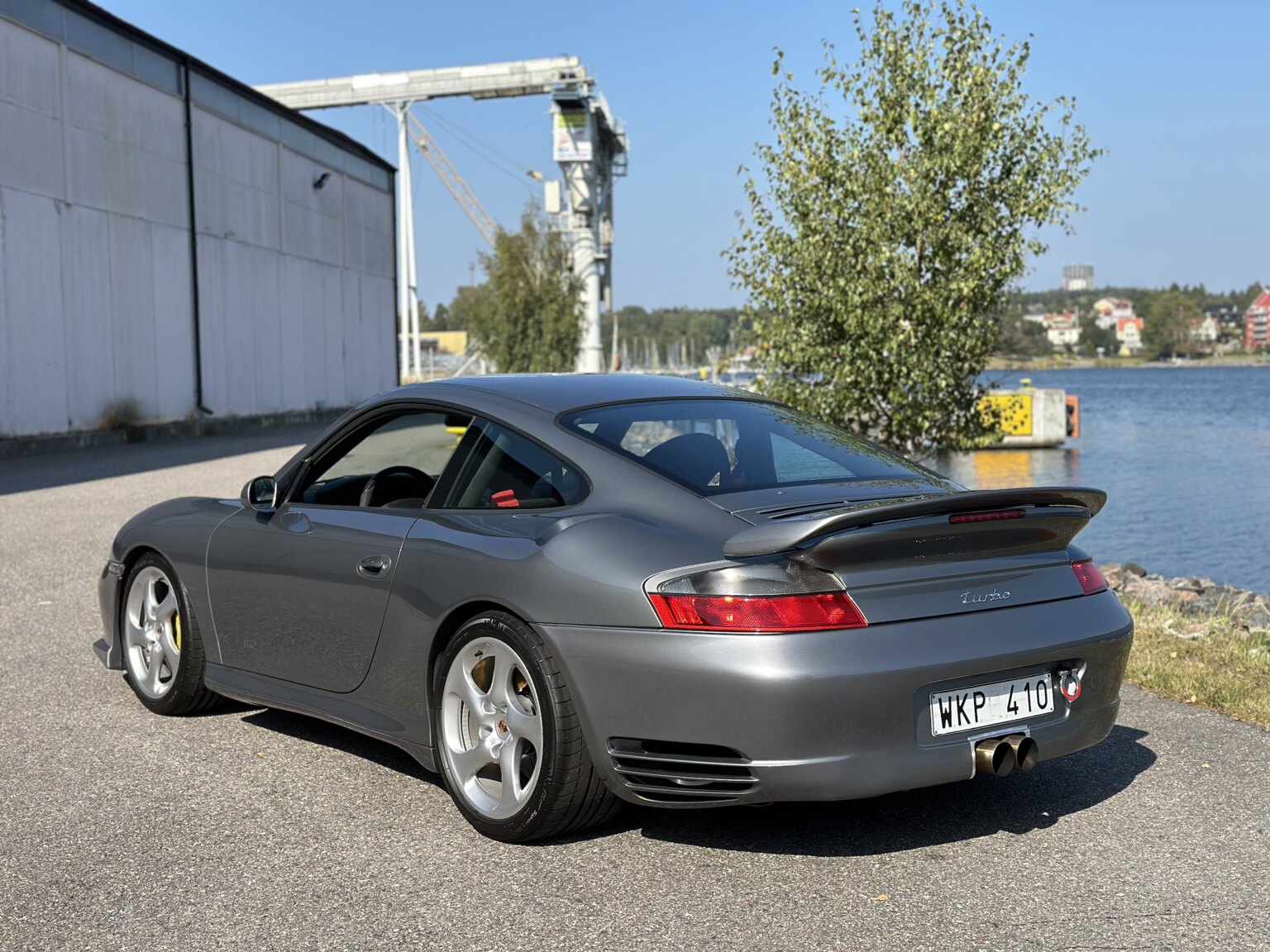 Exteriörbild på 2001 Porsche 911 Turbo RUF RT12
