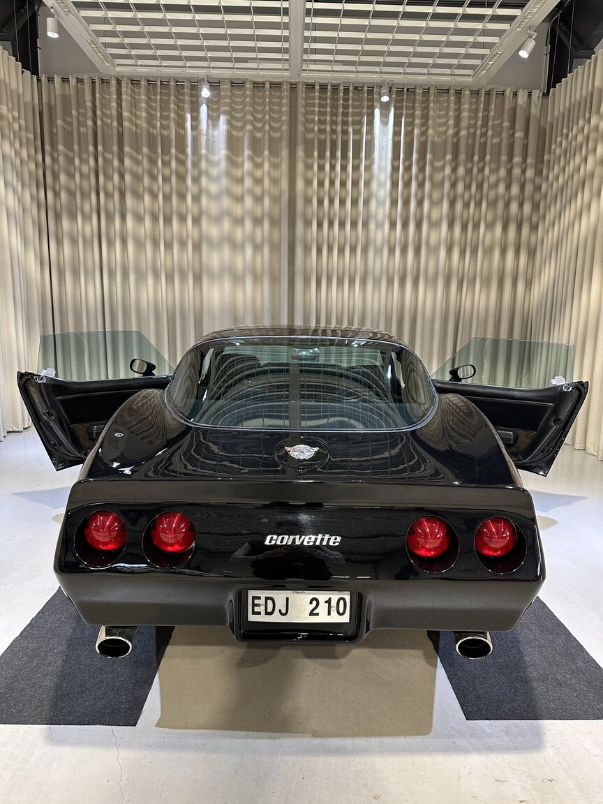 Aussenfoto 1975 Chevrolet Corvette Stingray 