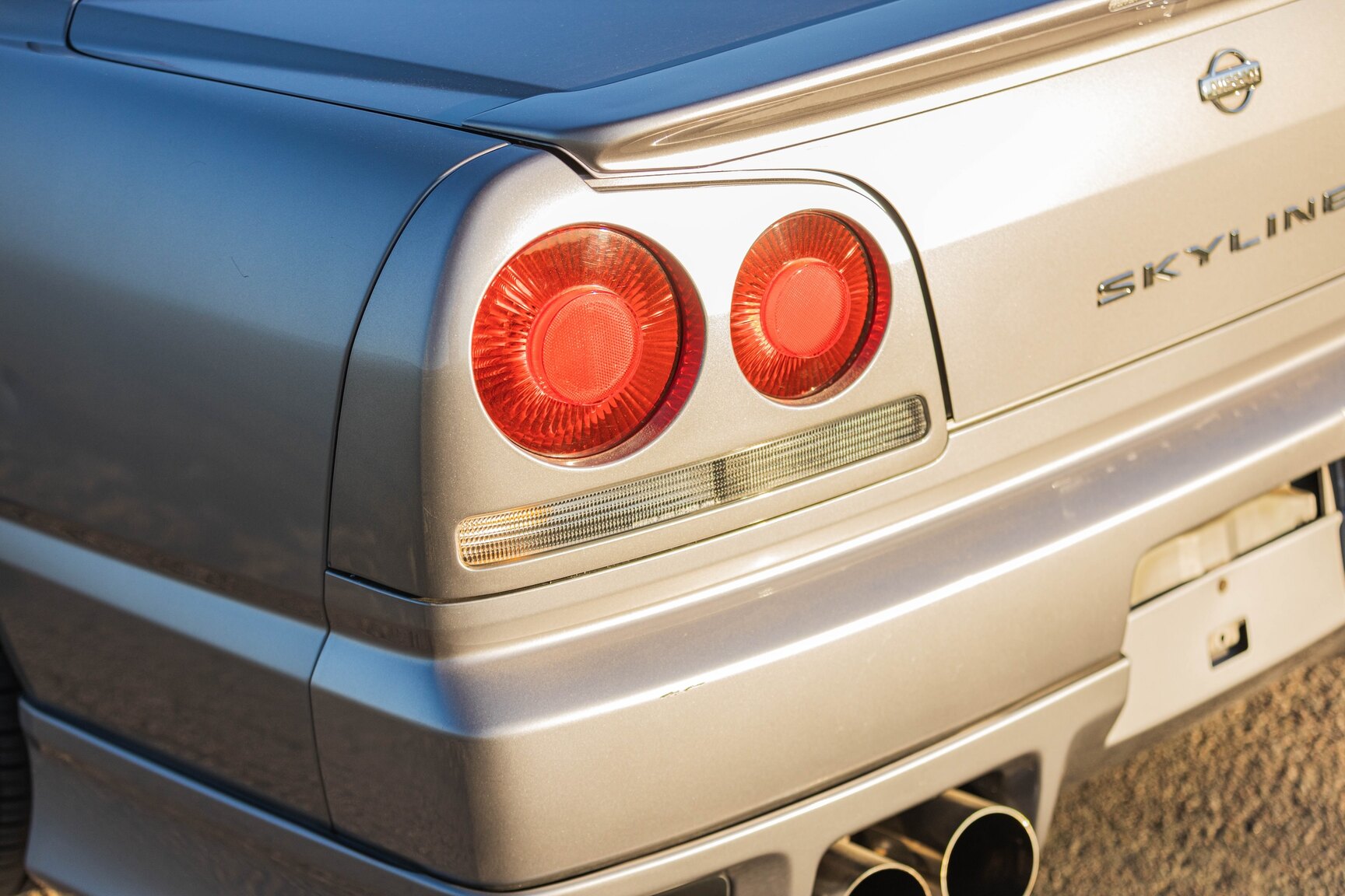 Exterior image of 2000 Nissan Skyline R34 GT 2.5