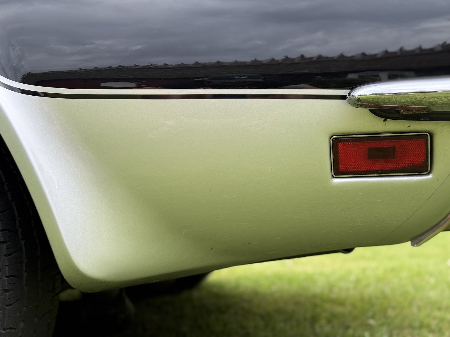 Exterior image of 1973 Chevrolet Corvette Stingray