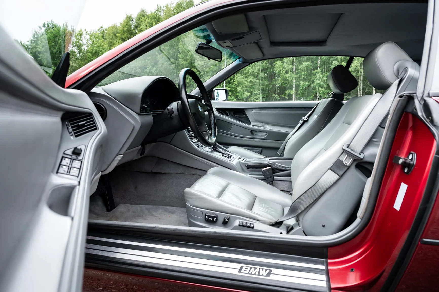 Interiörbild 1991 BMW 850i (1)