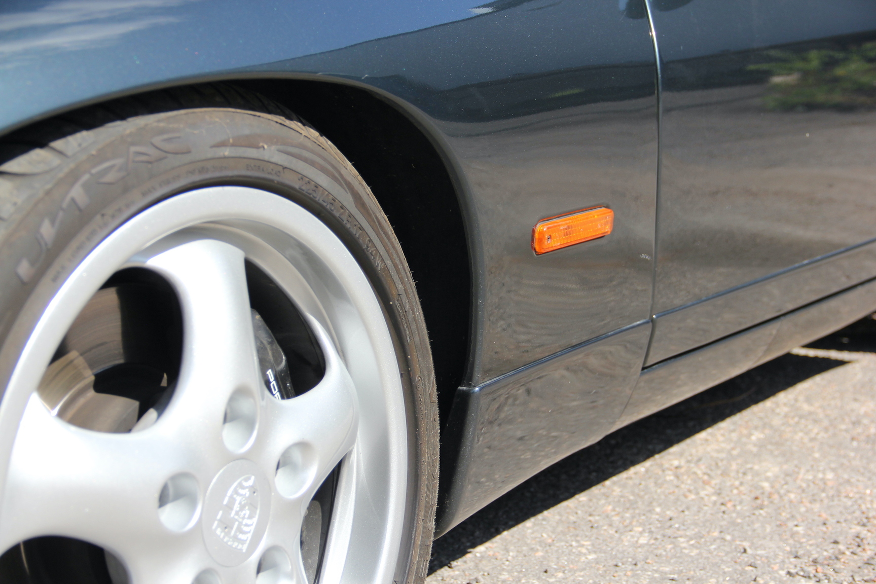 Exterior image of 1994 Porsche 928 GTS