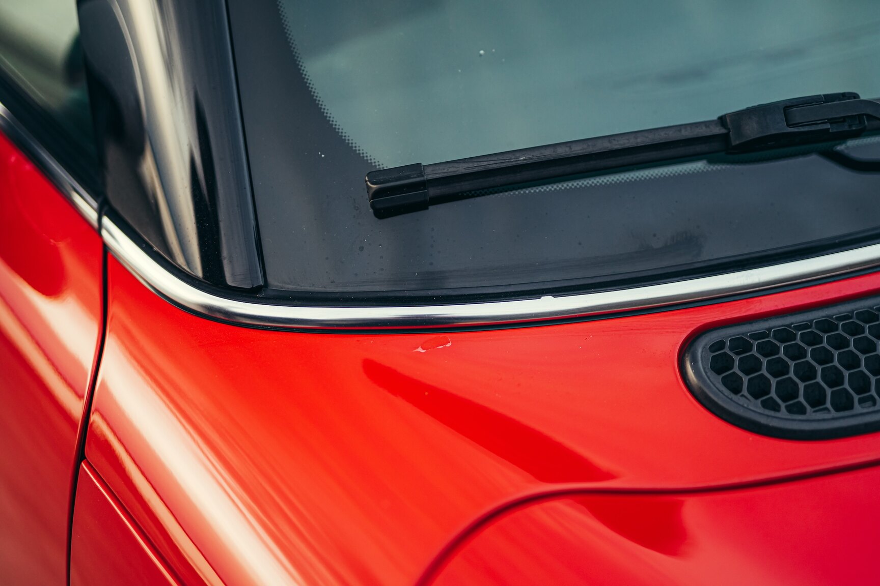 Exterior image of 2006 Mini Cooper John Cooper Works
