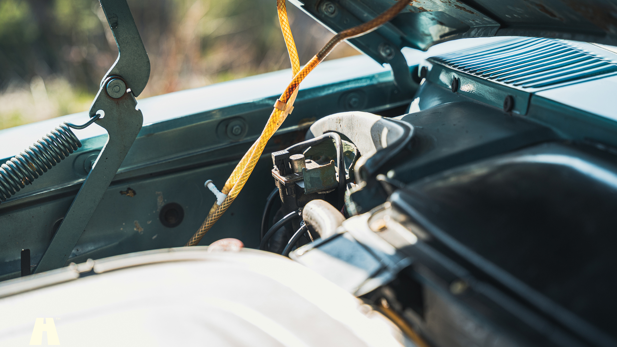 Image of 1985 Mercedes-Benz 380 SL mechanics