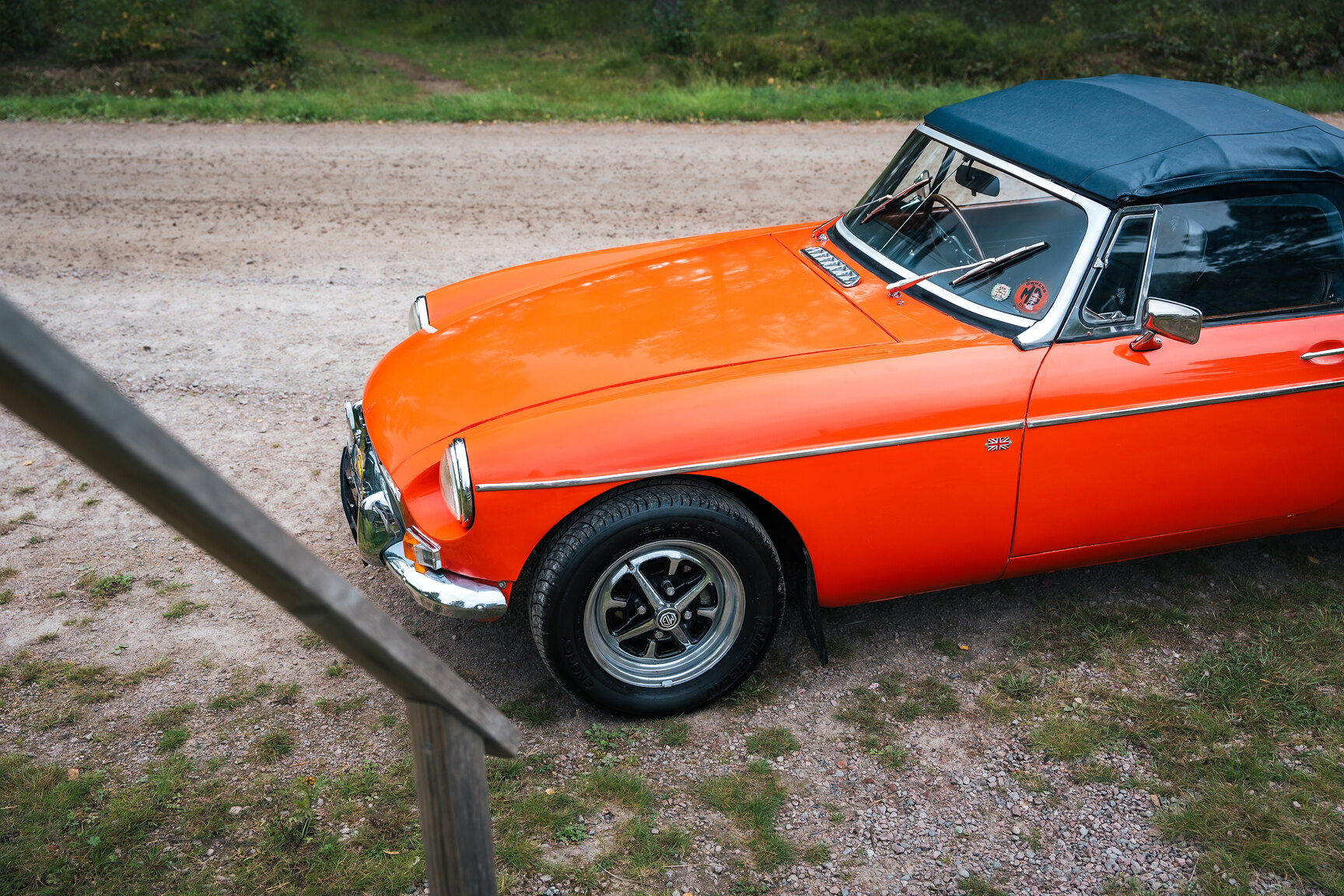 Exterior image of 1973 MG MGB Roadster (74)
