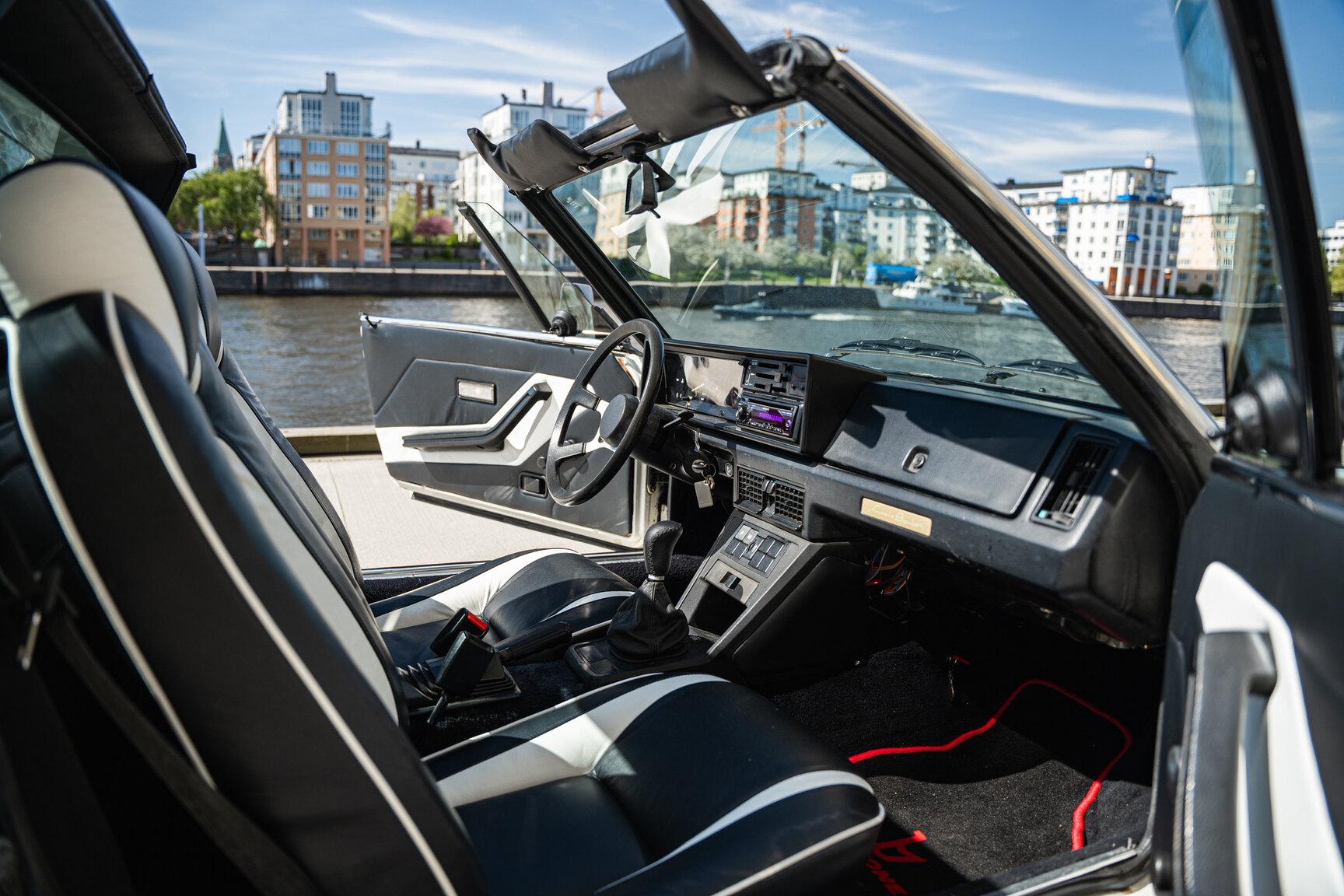 Interiörbild 1984 Bertone X 1/9
