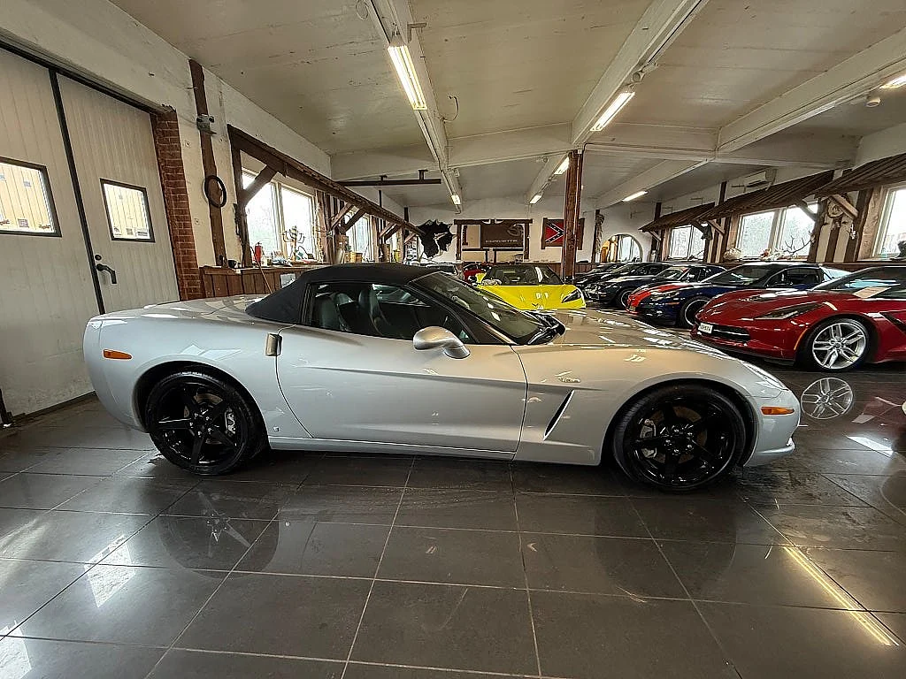 Bild von 2006 Chevrolet Corvette (2)
