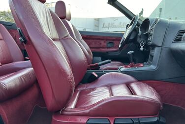 Interior image of 1993 BMW 325 I CABRIO 