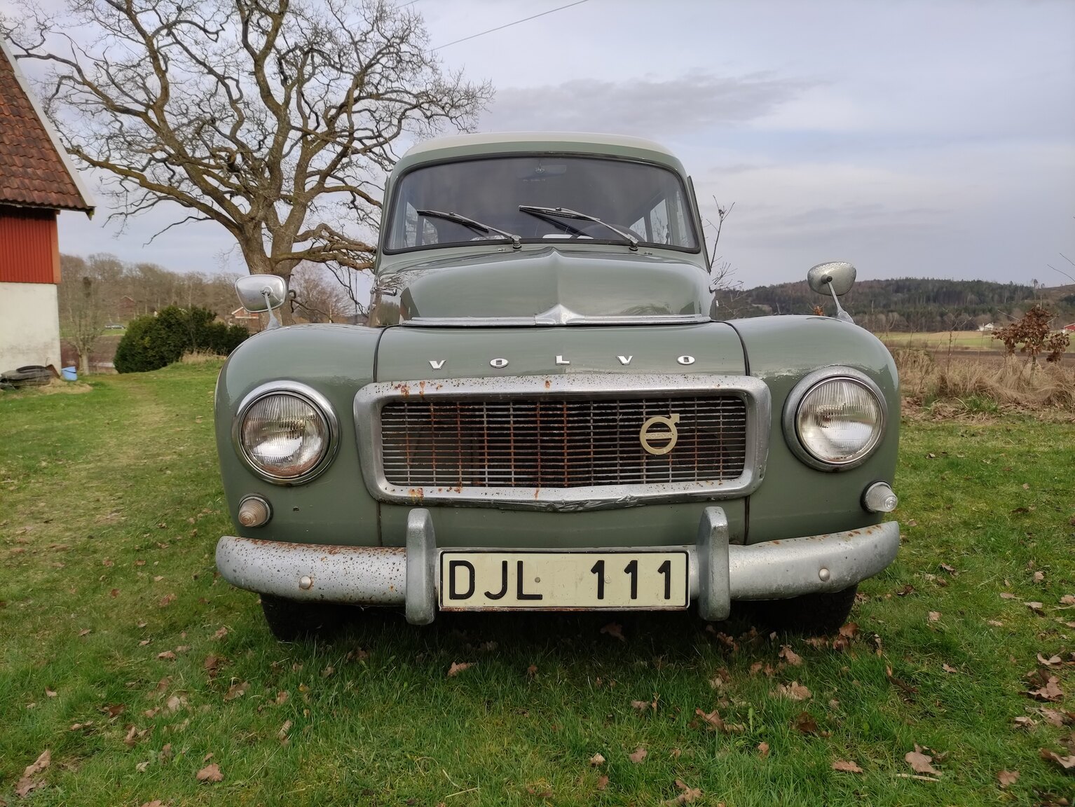 Exterior image of 1960 Volvo P210 Duett