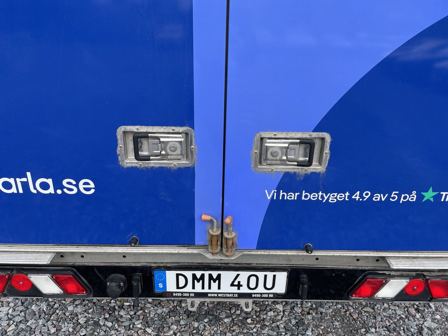 Exterior image of 2022 Ford Transit fordonstransport