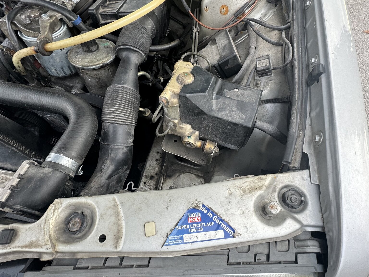 Image of 1992 Mercedes-Benz 190 D mechanics