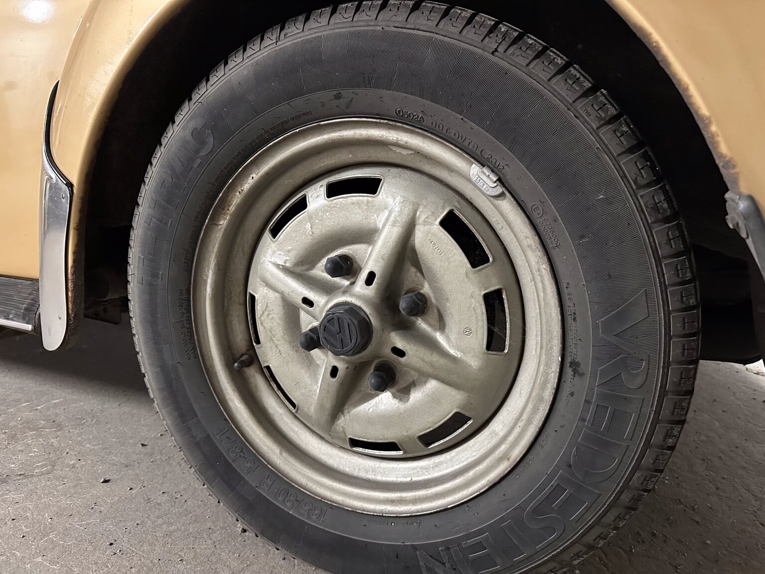 Exteriörbild på 1973 Volkswagen 1303S