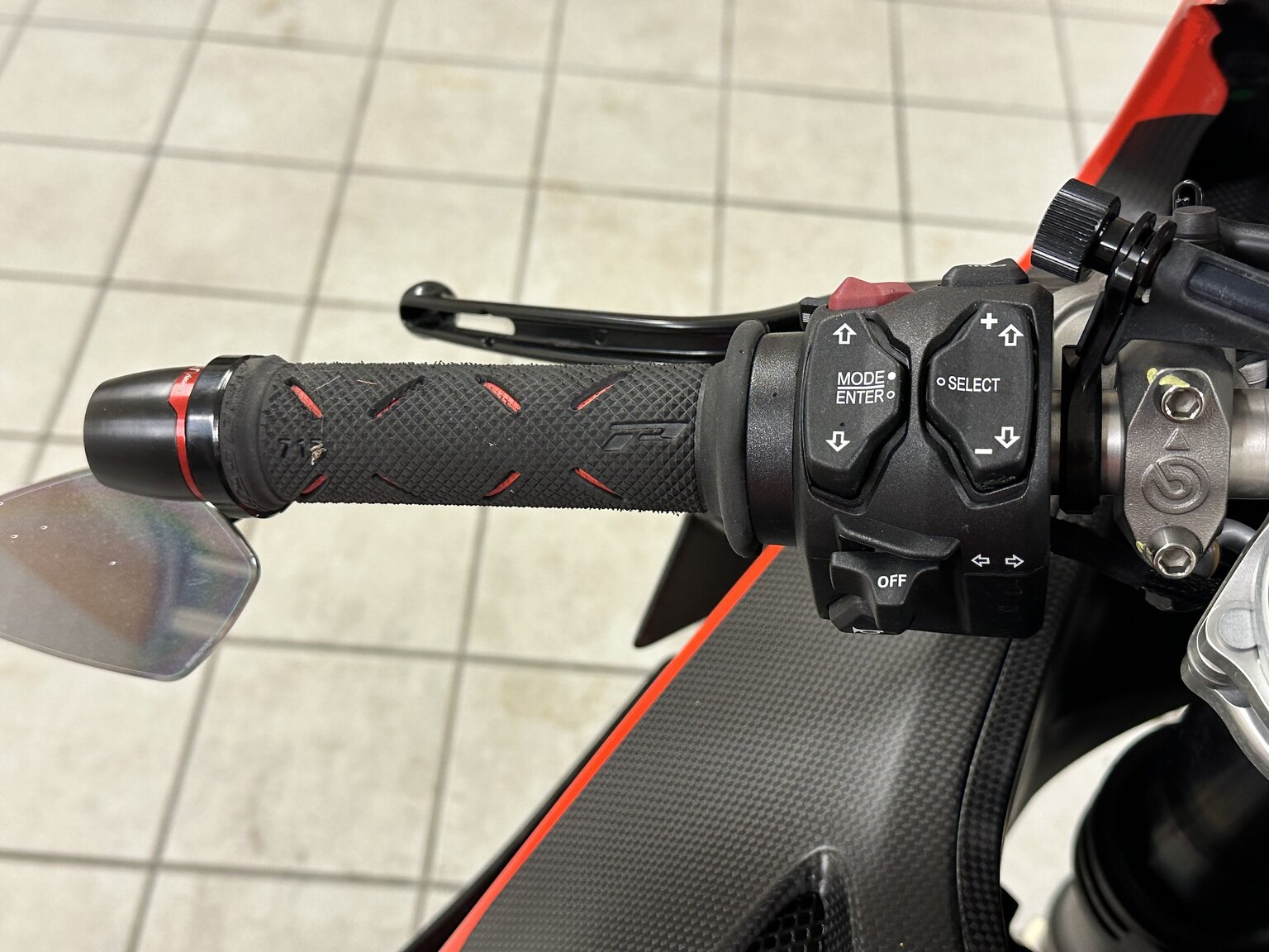 Aussenfoto 2021 Ducati Superleggera V4 23/500