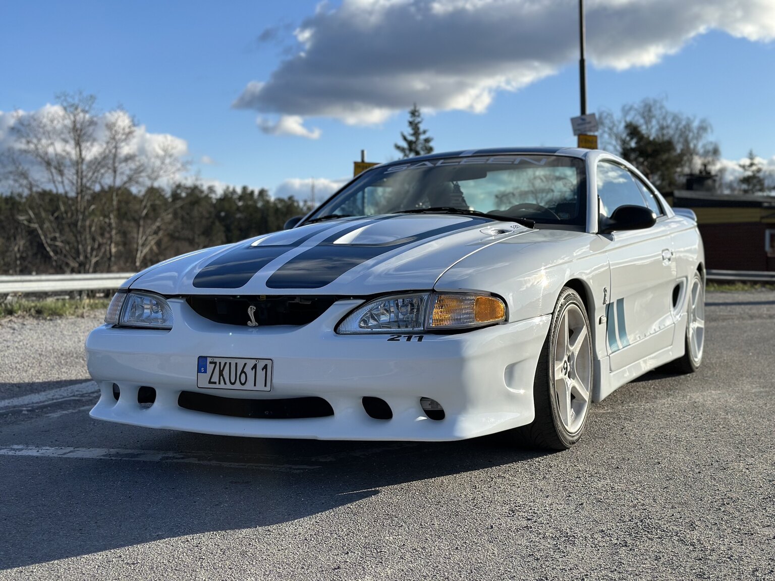 Exterior image of 1997 Ford Mustang Saleen S-281 Cobra