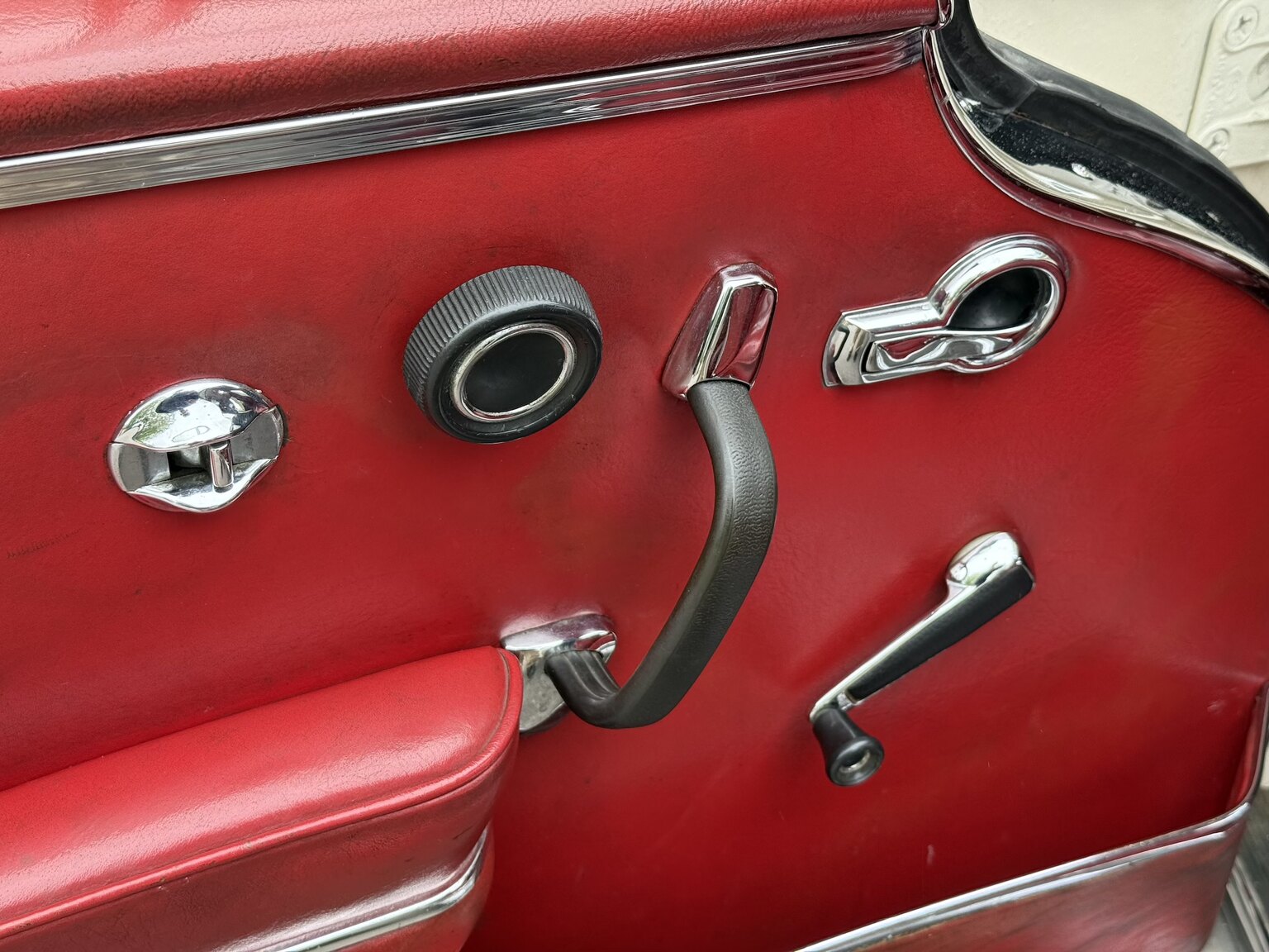 Innenraumfoto von 1963 Mercedes-Benz 220 SE