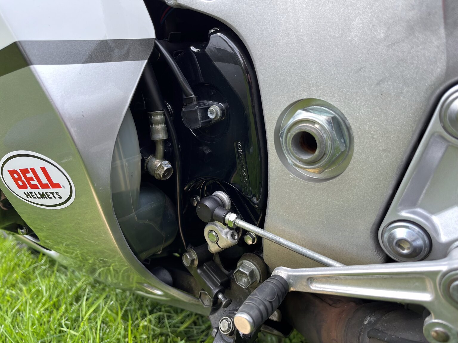 Exteriörbild på 1999 Suzuki GSX1300R Hayabusa