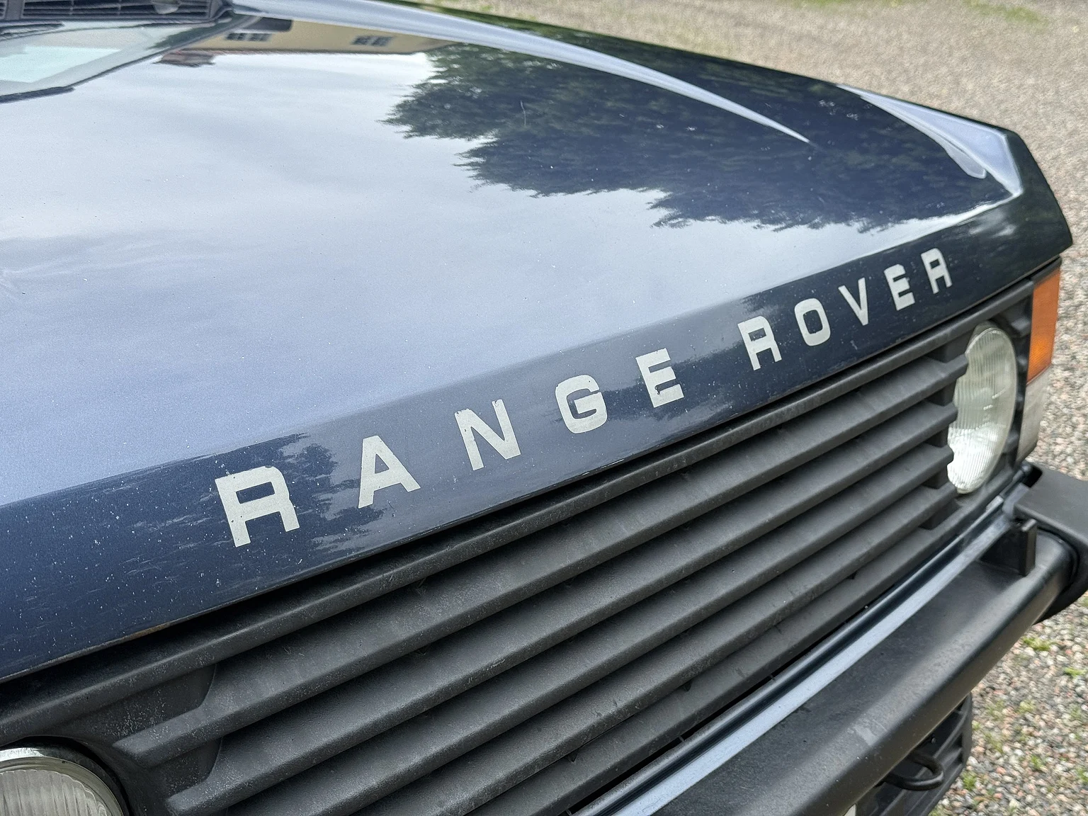 Exterior image of 1990 Range Rover Vogue SE 3.9 (46)