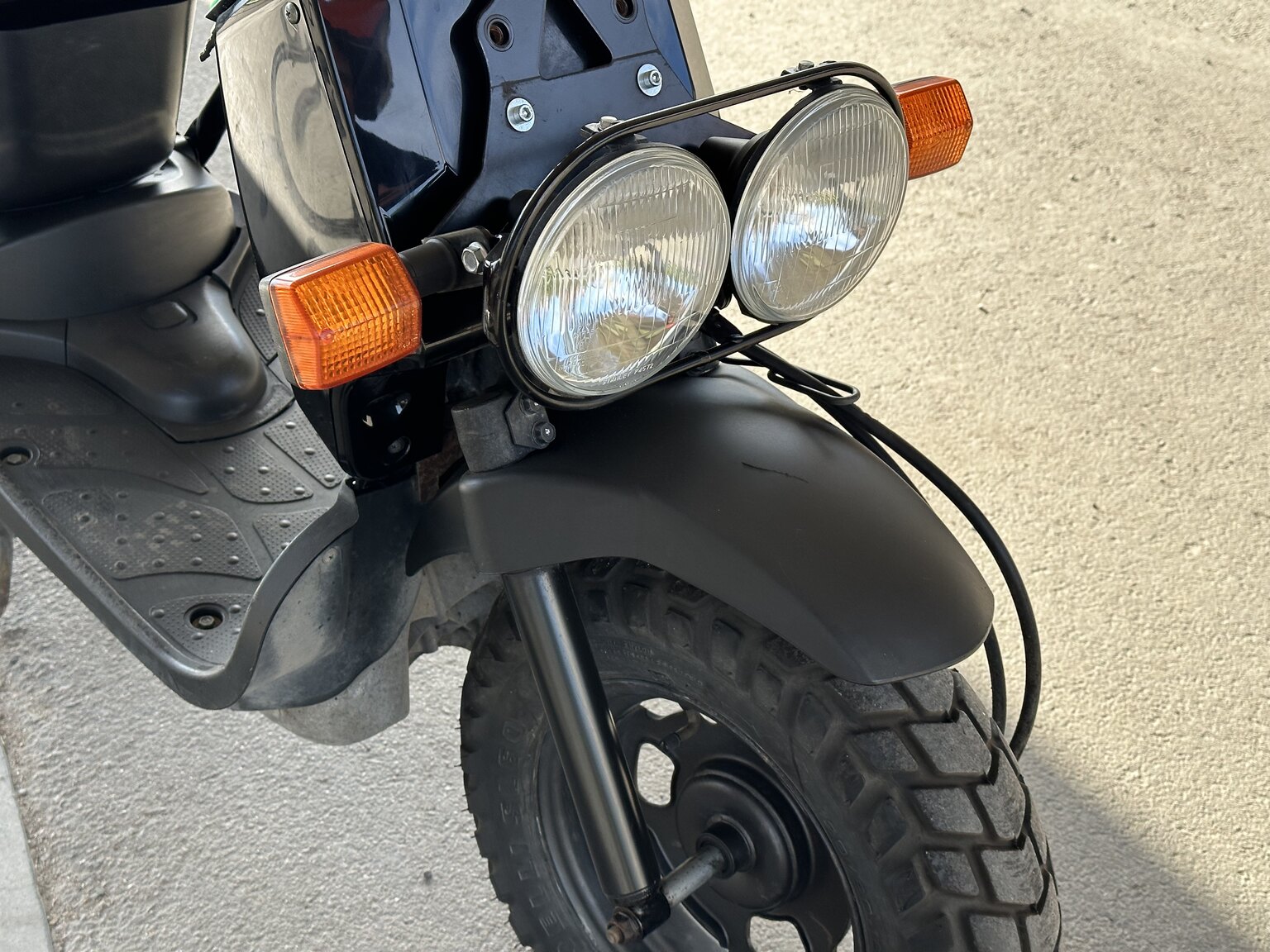 Exteriörbild på 2010 Honda NPS 50 Zoomer
