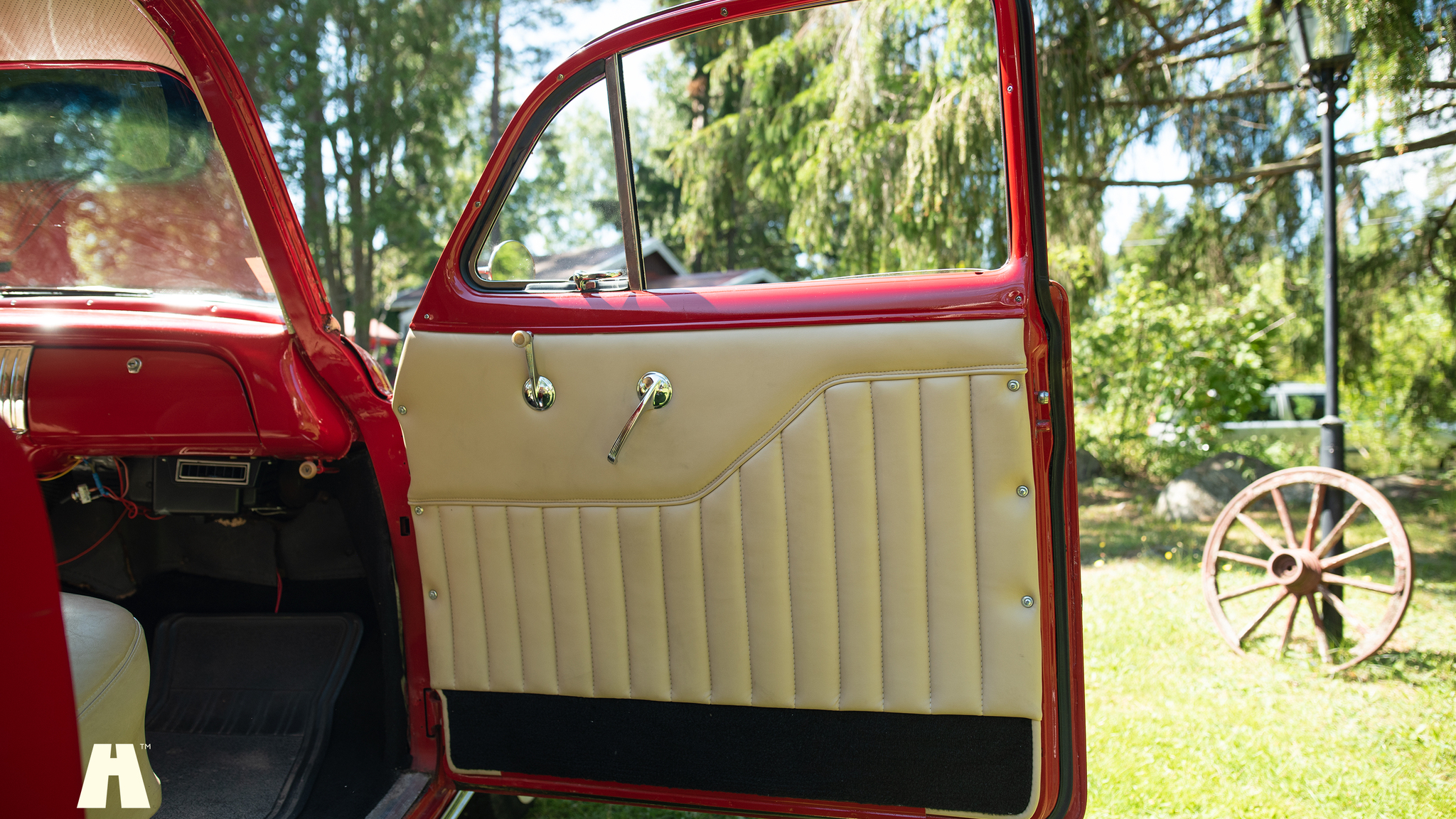 Innenraumfoto von 1952 Chevrolet Sedan Delivery Fire Truck (9)