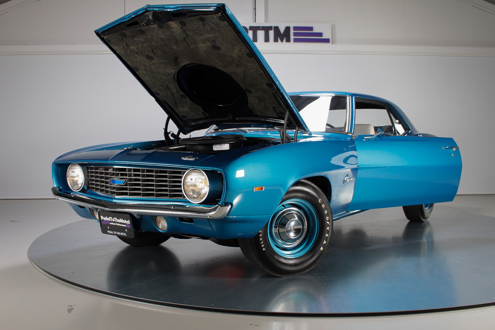Exterior image of 1969 Chevrolet Camaro COPO TRIBUTE