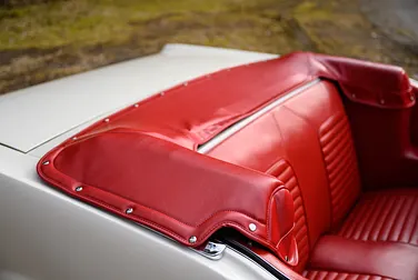 #<Image:0x00007fa281a2b900>