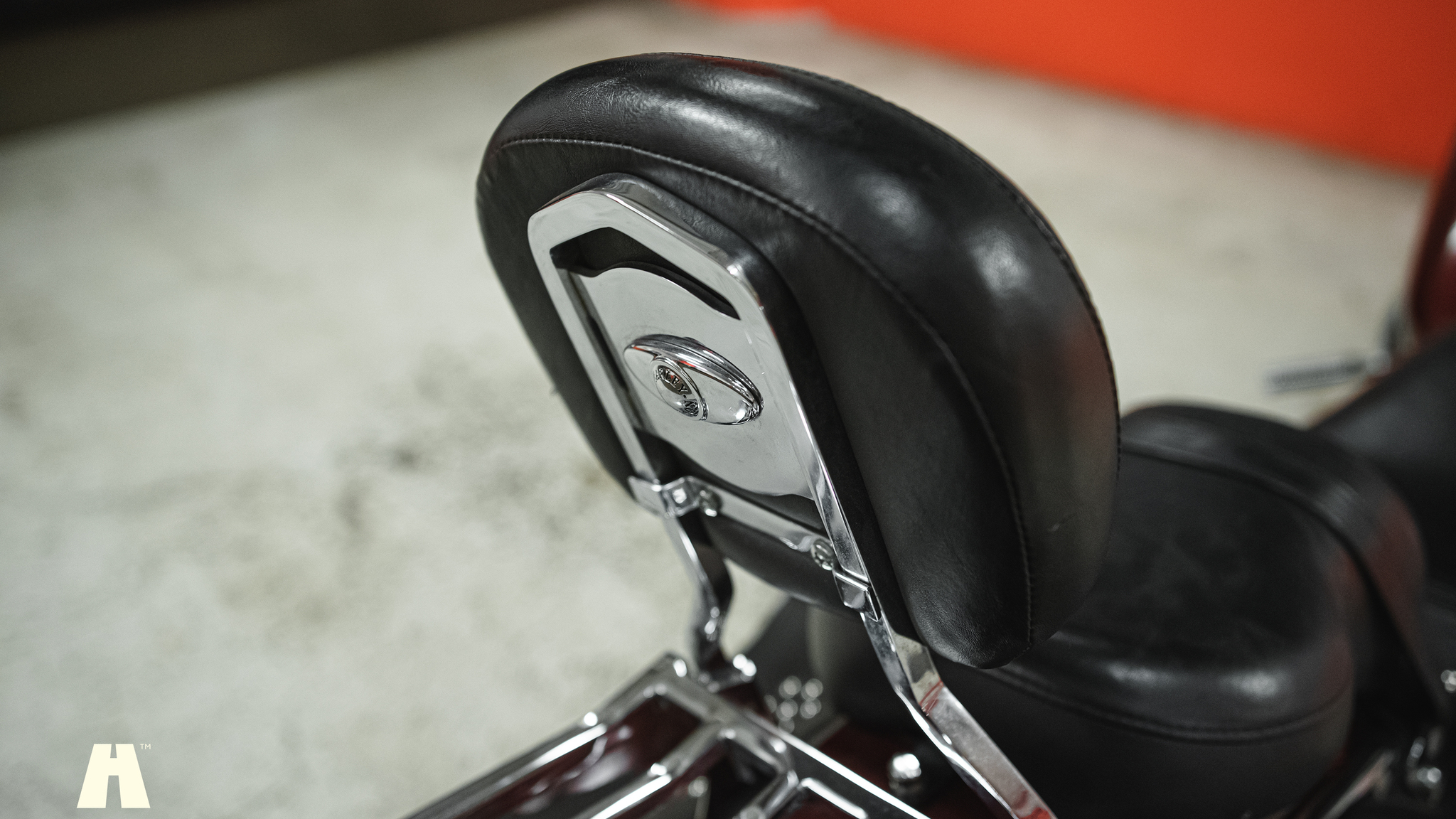 Exterior image of 2002 Harley-Davidson Heritage Softail Classic