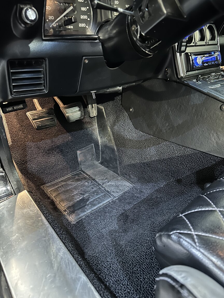 Interior image of 1975 Chevrolet Corvette Stingray 