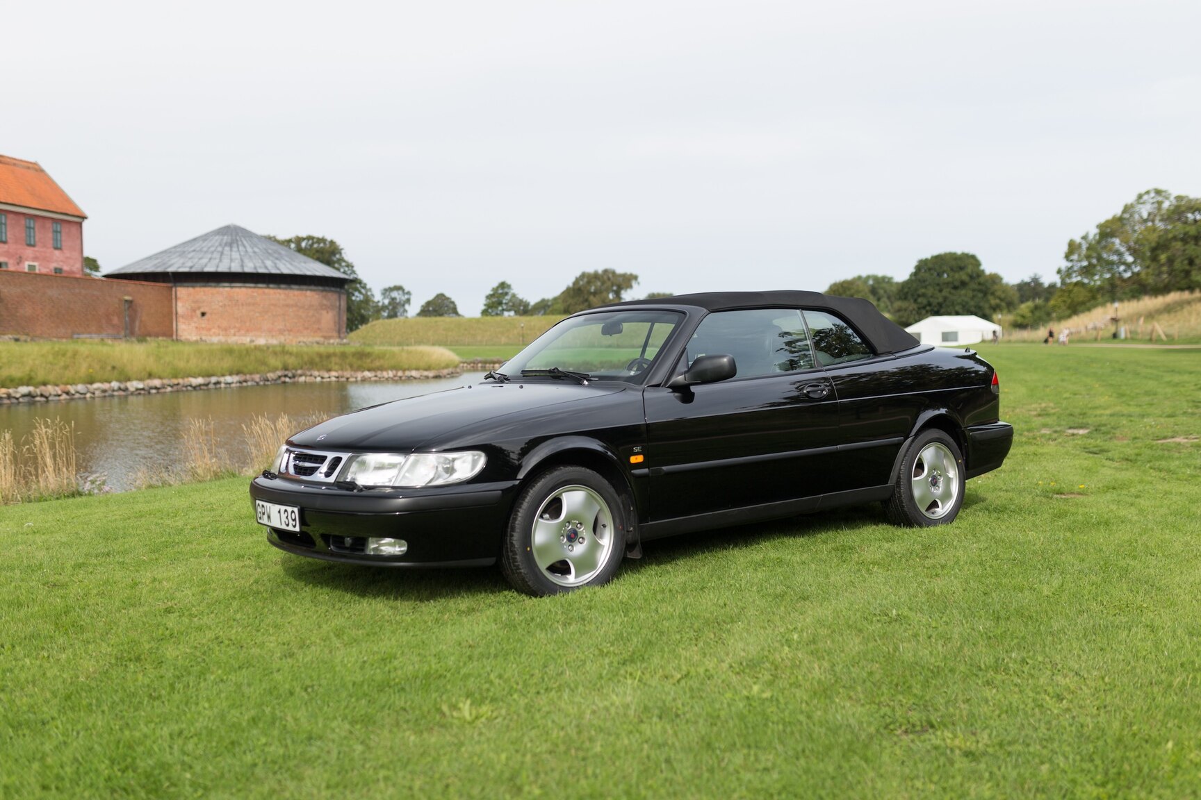 Exteriörbild på 1998 Saab 9-3 SE 2.0T Convertible