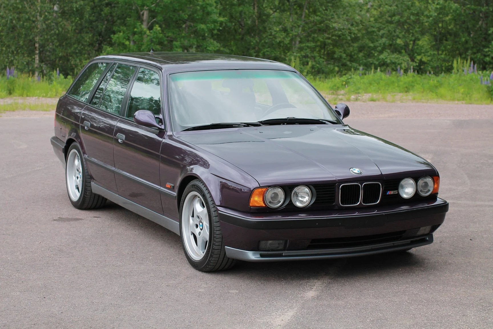 Aussenfoto 1993 BMW M5 Touring 3.8 Manual (28)
