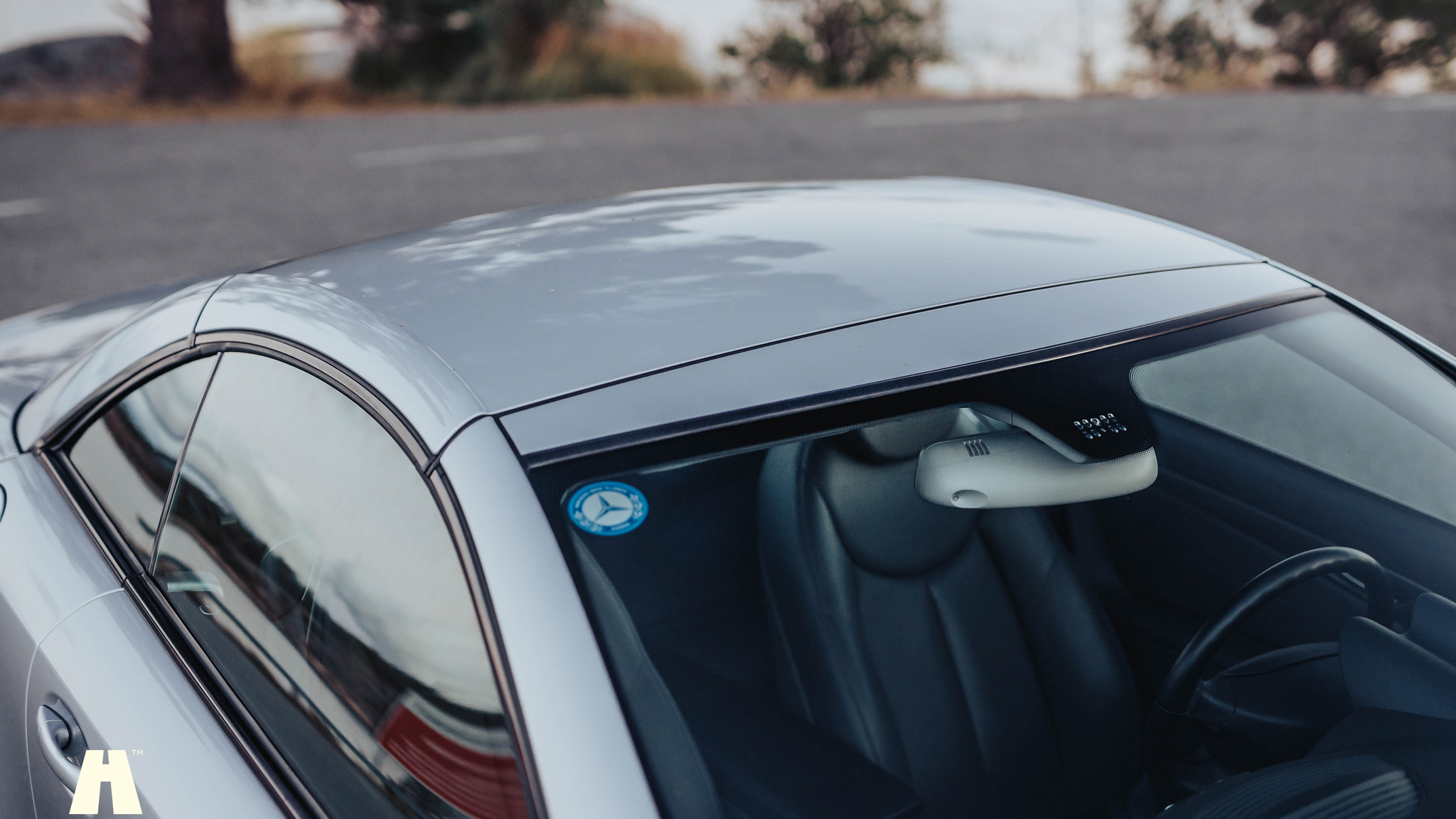 Exterior image of 2006 Mercedes Benz SL350 (37)